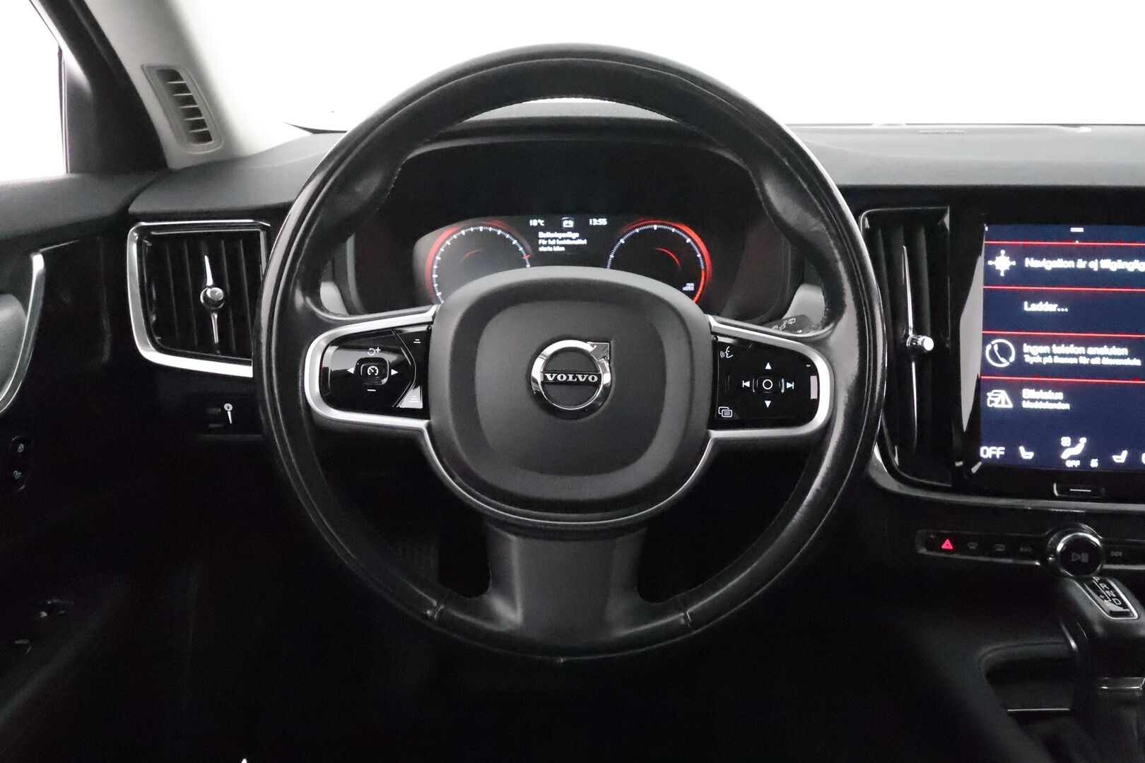 Volvo V90 2021 D4 AWD Momentum Aut. ** Harman&Kardon / Webasto / Adapt.vakkari / Koukku / P-Kamera / Puolinahat ** - 3,99 % KORKOTARJOUS TÄHÄN AUTOON - Merkkiliikkeen huoltokirja / Kahdet renkaat