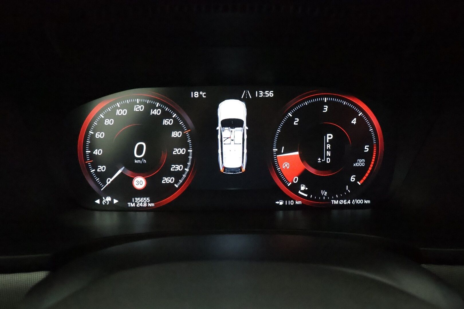 Volvo V90 2021 D4 AWD Momentum Aut. ** Harman&Kardon / Webasto / Adapt.vakkari / Koukku / P-Kamera / Puolinahat ** - 3,99 % KORKOTARJOUS TÄHÄN AUTOON - Merkkiliikkeen huoltokirja / Kahdet renkaat