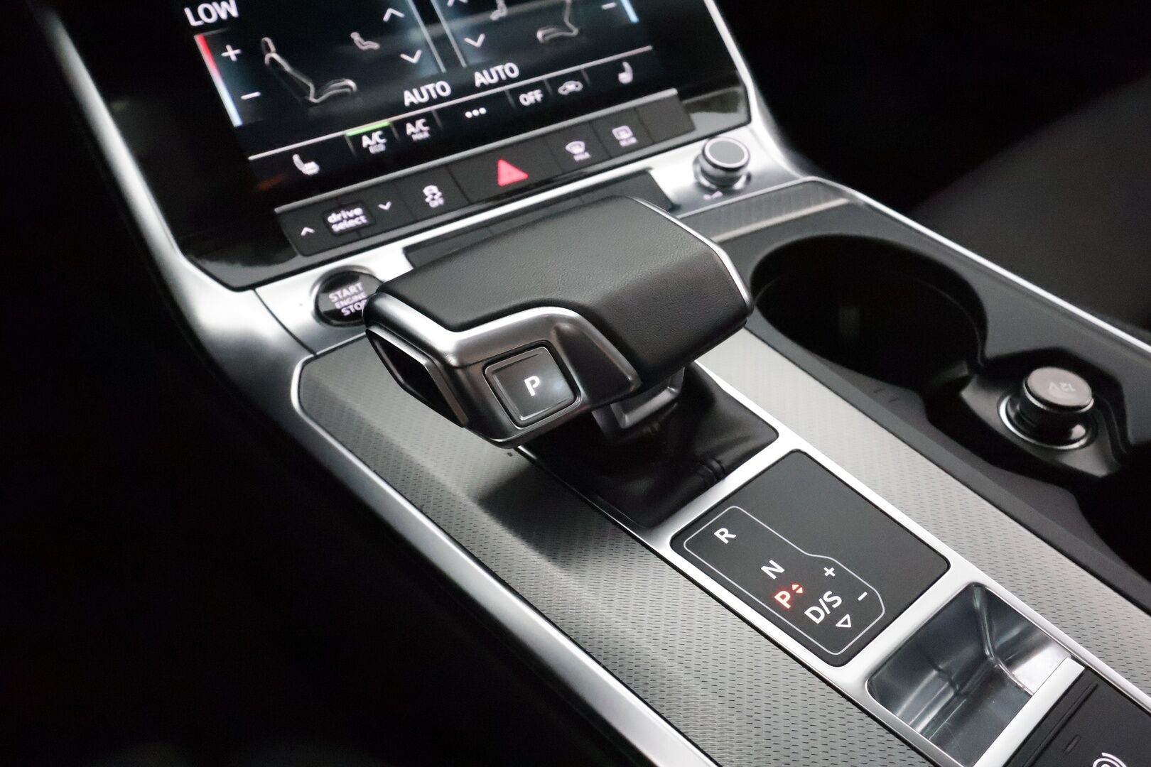 AUDI A6 2023 Avant Proline 50 TFSI e quattro S-tronic **B&O / Adapt. vakkari / Koukku / Sporttipenkit / P.kamera / Apple&Android** - 3,99 % KORKOTARJOUS TÄHÄN AUTOON - Akku kuntotarkistettu! / 2x vanteet / Digimittari
