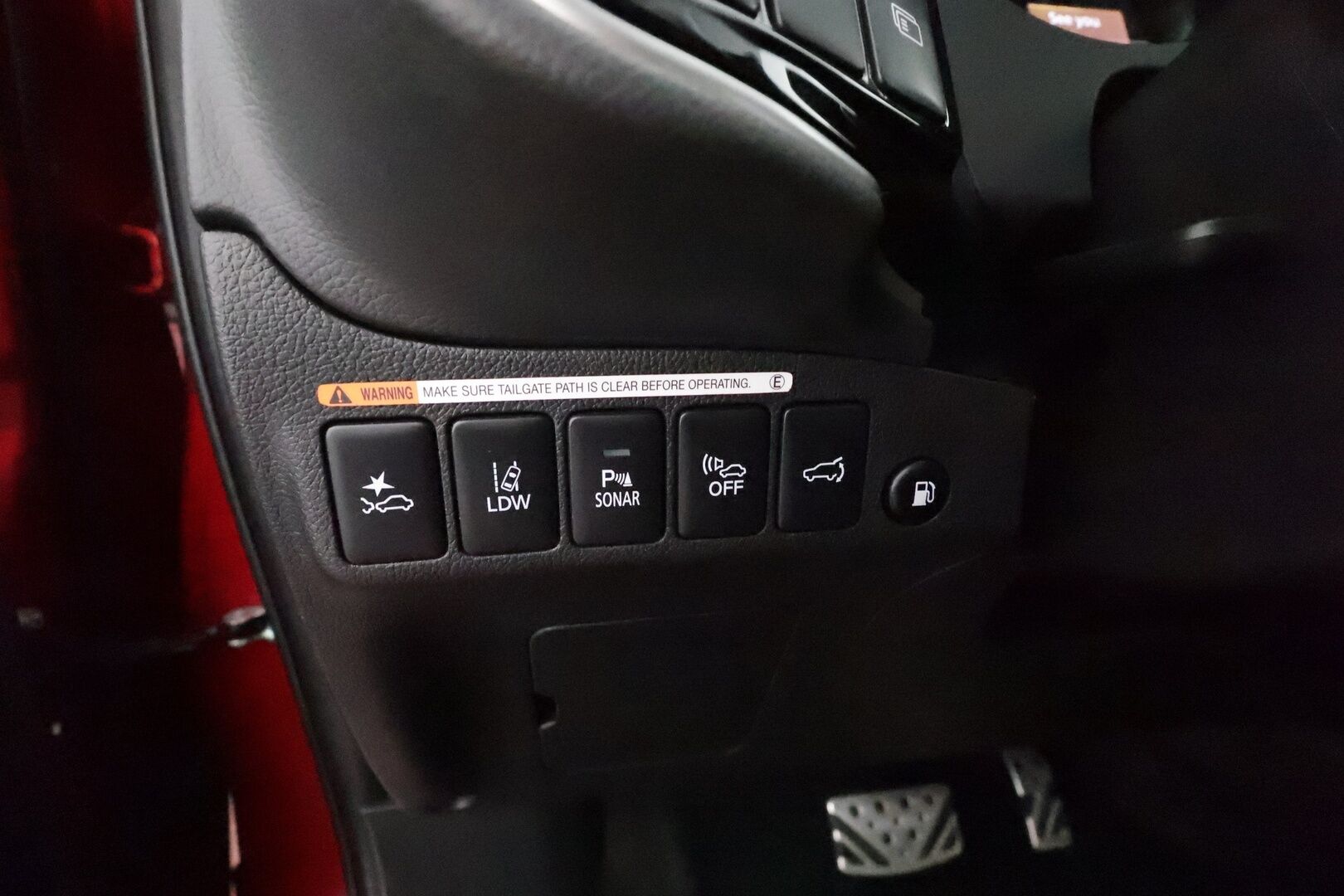 MITSUBISHI OUTLANDER PHEV 2020 Business X 4WD S-Edition 5P **Adapt. vakkari / Timanttinahat / Kattoluukku / Vetokoukku / 360 Kamera / Keyless** - *BLIS / Navigointi / LED / Ratinlämmitin / 2x renkaat aluilla*