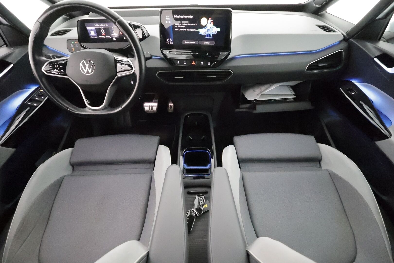 VOLKSWAGEN ID.3 2021 Pro S Tour 150kW ** HUD / Lämpöpumppu / Matrix LED / Adapt.Vakkari / P.kamera / Sähköpenkit hieronnalla / KeylessGo** - Merkkihuollettu