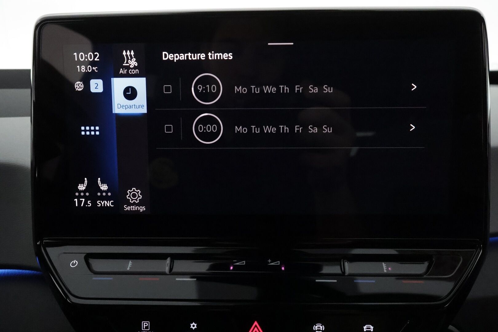 VOLKSWAGEN ID.3 2021 Pro S Tour 150kW ** HUD / Lämpöpumppu / Matrix LED / Adapt.Vakkari / P.kamera / Sähköpenkit hieronnalla / KeylessGo** - Merkkihuollettu