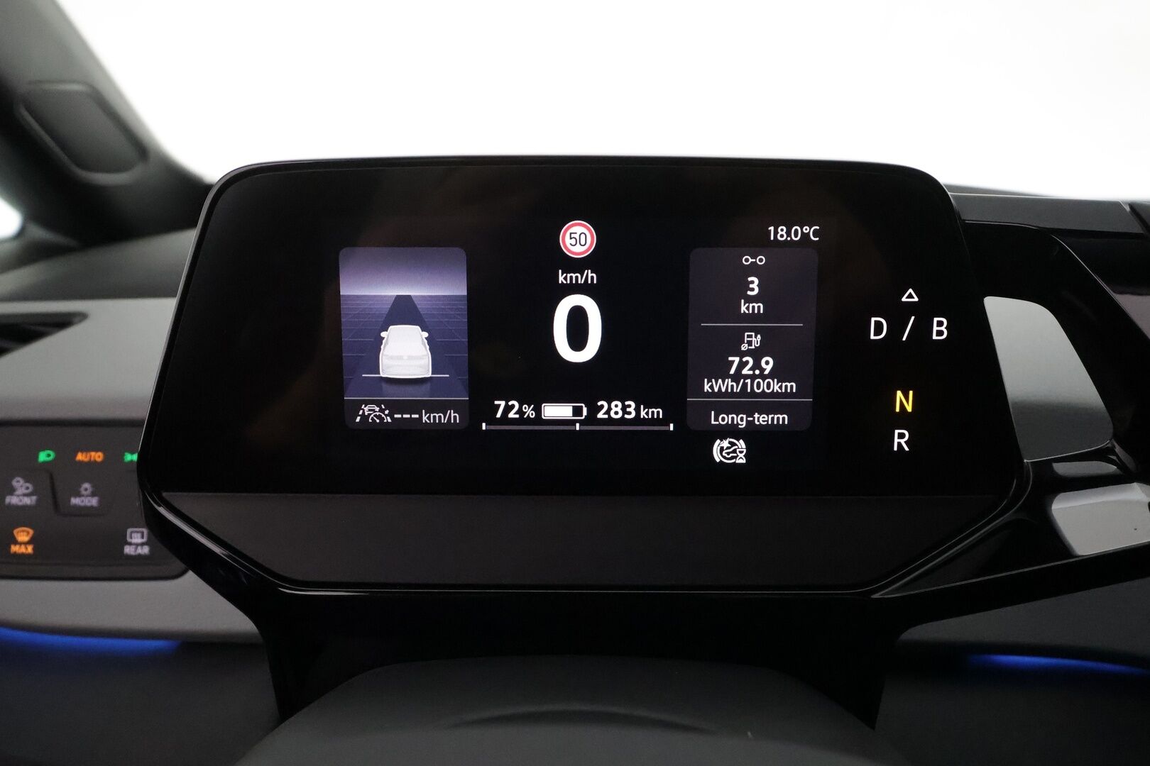 VOLKSWAGEN ID.3 2021 Pro S Tour 150kW ** HUD / Lämpöpumppu / Matrix LED / Adapt.Vakkari / P.kamera / Sähköpenkit hieronnalla / KeylessGo** - Merkkihuollettu