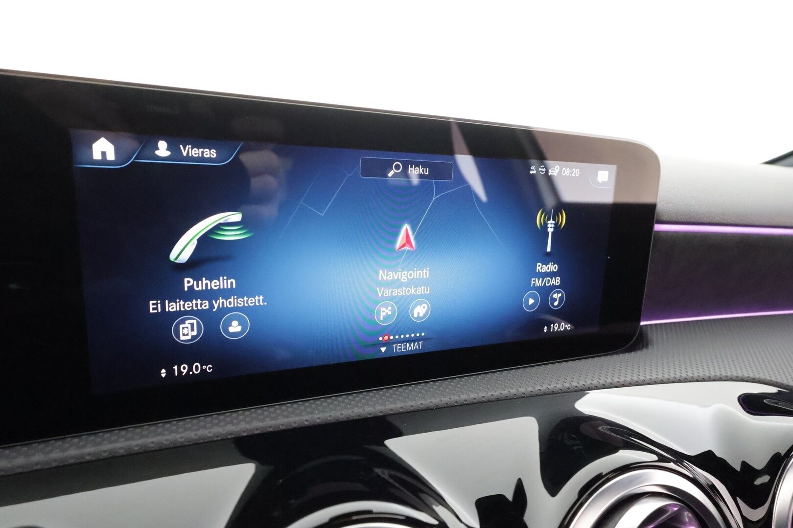 Mercedes-Benz A 2022 200 d 4MATIC A Business AMG * Webasto / Panorama / Muistipenkit / Multibeam / Koukkku / Keyless / P.kamera / Widescreen * - Kahdet renkaat aluvanteilla / Merkkihuollettu / Huippuvarusteet