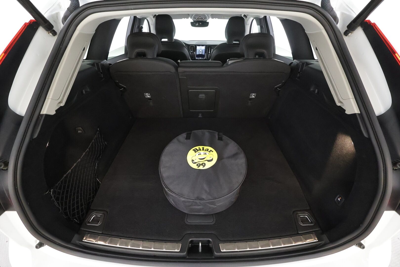 Volvo XC60 2022 T6 TwE AWD Business Inscription Expression aut * ACC / 360° / LED / Navi / Muistipenkki / Koukku / Panorama / Facelift * - Akku kuntotarkastettu / Kahdet renkaat aluvanteilla / Merkkihuollettu