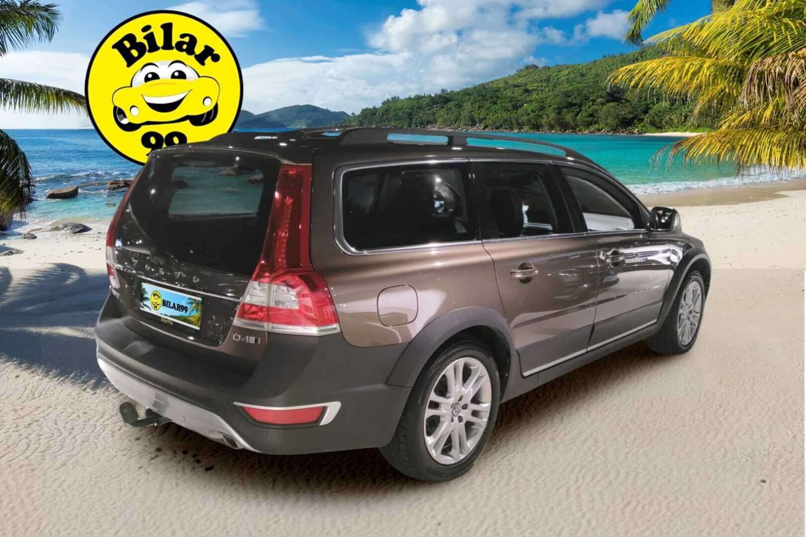 Volvo XC70 2016 D4 AWD Summum aut *Webasto / Adapt. vakkari / Keyless / Nahat muistilla / VOC / Navi / Koukku / Ratinlämmitin / S.kontti* - *Webasto / Adapt. vakkari / Keyless / Nahat muistilla / VOC / Navi / Koukku / Ratinlämmitin / P.tutka*