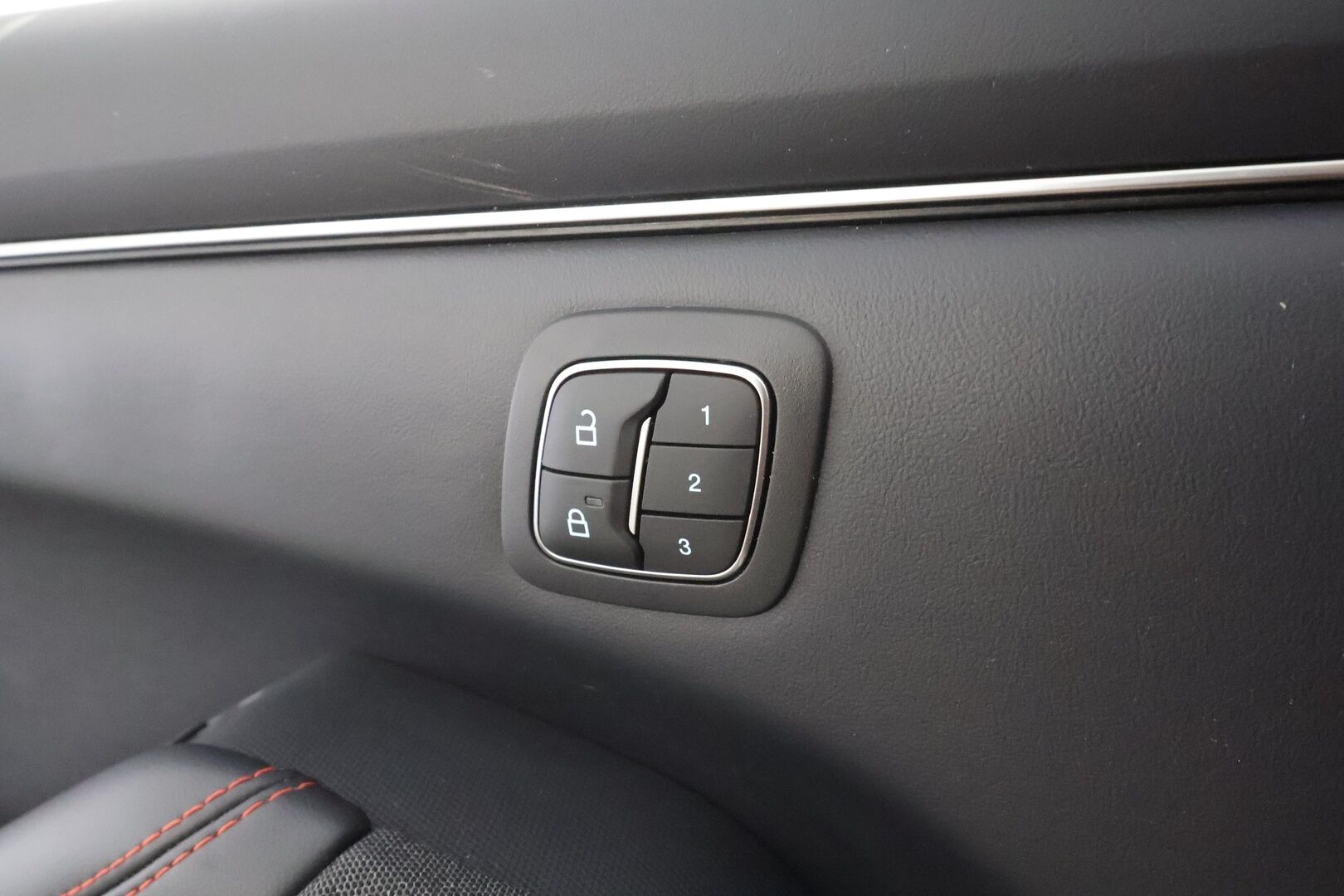 Ford Mustang Mach-E 2021 98kWh 351hv AWD 5-ovinen - | ACC | B&O | LED | 360-Kamera | Muistipenkki | Lasikatto | Nahat | Keyless | Apple&Android | Kahdet Renkaat | Koti & Kauppalaturi |