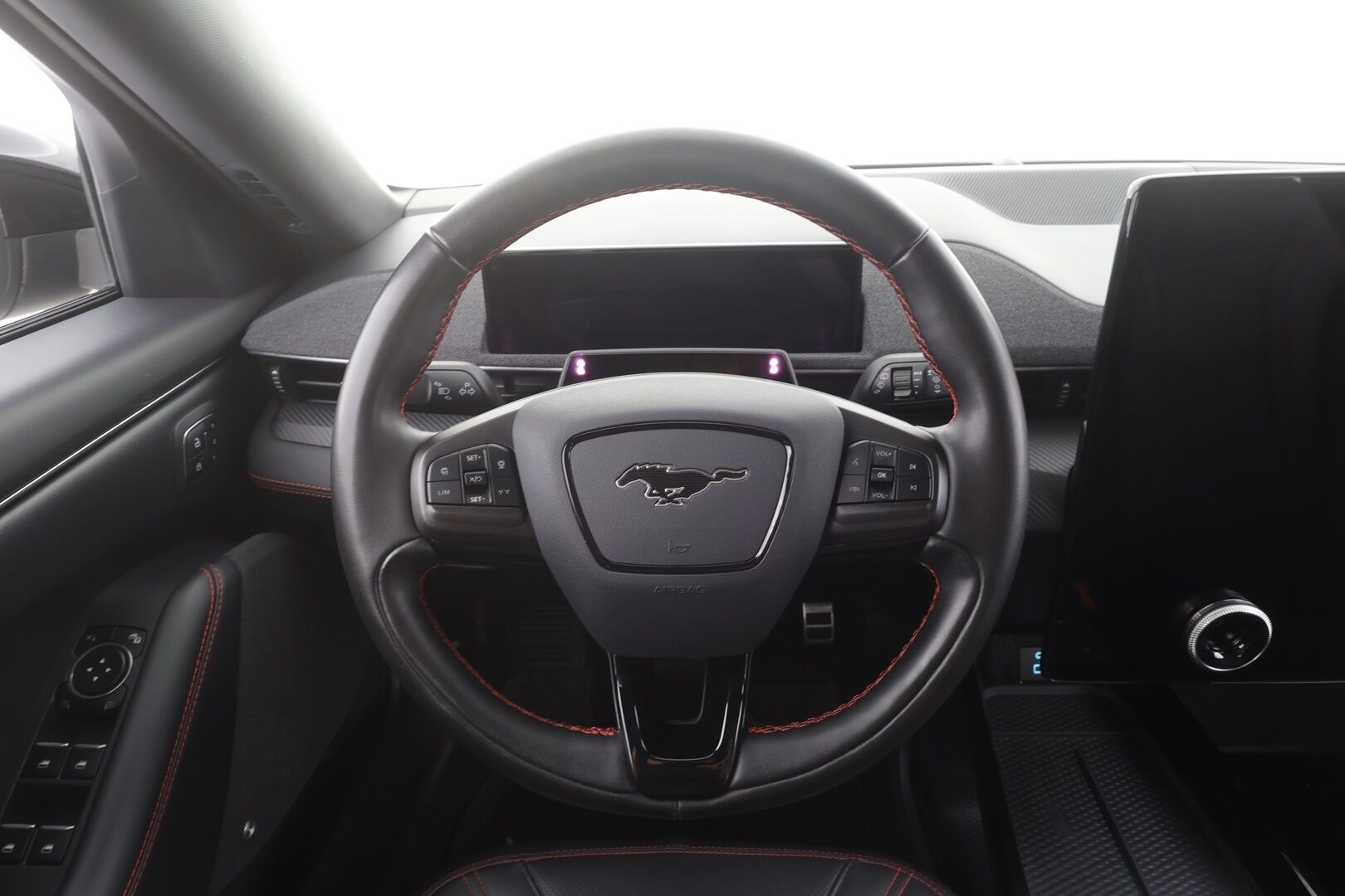 Ford Mustang Mach-E 2021 98kWh 351hv AWD 5-ovinen - | ACC | B&O | LED | 360-Kamera | Muistipenkki | Lasikatto | Nahat | Keyless | Apple&Android | Kahdet Renkaat | Koti & Kauppalaturi |