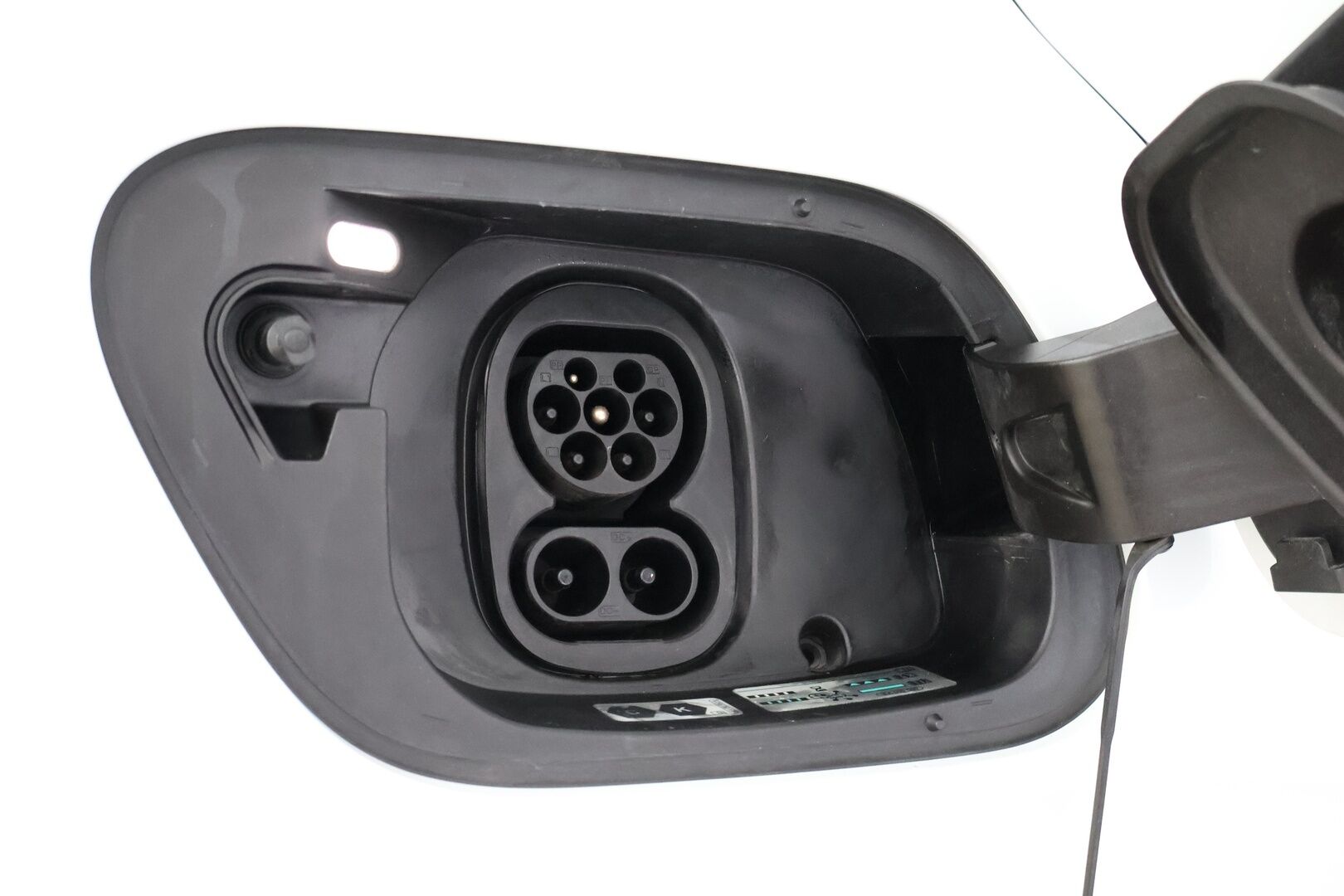 VOLKSWAGEN ID.4 2022 Pro Performance 150 kW, akku 77 kWh - SoH 94% / Adapt.Vakkari / Vetokoukku / iQ Matrix LED / 360-Kamera / Sähköluukku / Lämpöpumppu / 2x Renkaat aluvantein!