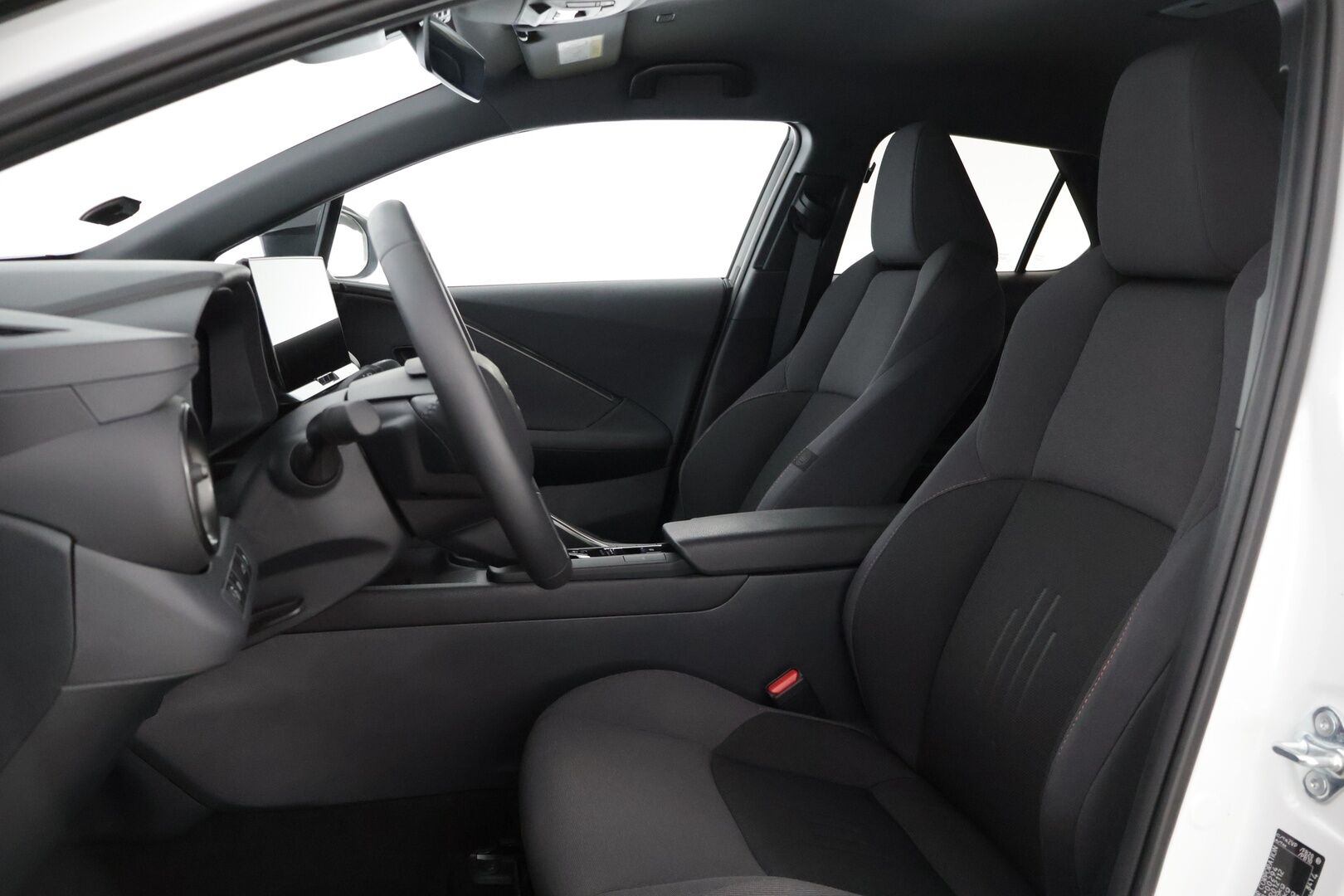 Toyota C-HR 2025 2,0 Hybrid AWD-i Edition * Adapt. vakkari / BLIS / Kessy / P. kamera / Tutkat / Ledit / Sähköluukku / Lämm. tuulilasi * - 3,99 % KORKOTARJOUS TÄHÄN AUTOON 16.9. ASTI! - *Hyvin pidetty 1. omisteinen Suomi-auto tehdastakuulla, hyvillä varusteilla ja juuri tehty nanopinnoite ! *