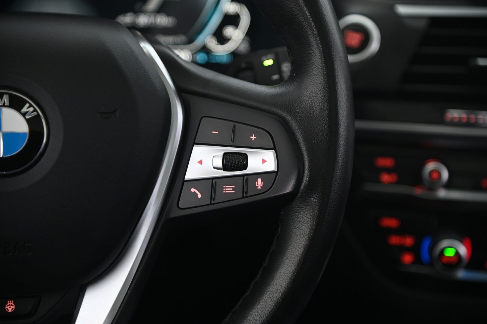 BMW X3 2021 G01 xDrive 30e A Charged Edition xLine - S*koukku | Hifi | Panorama | Ambient | P*kamera | Avaimeton kulku | Lämmitettävä ratti | Sporttipenkit | Applecarplay | Eleohjaus