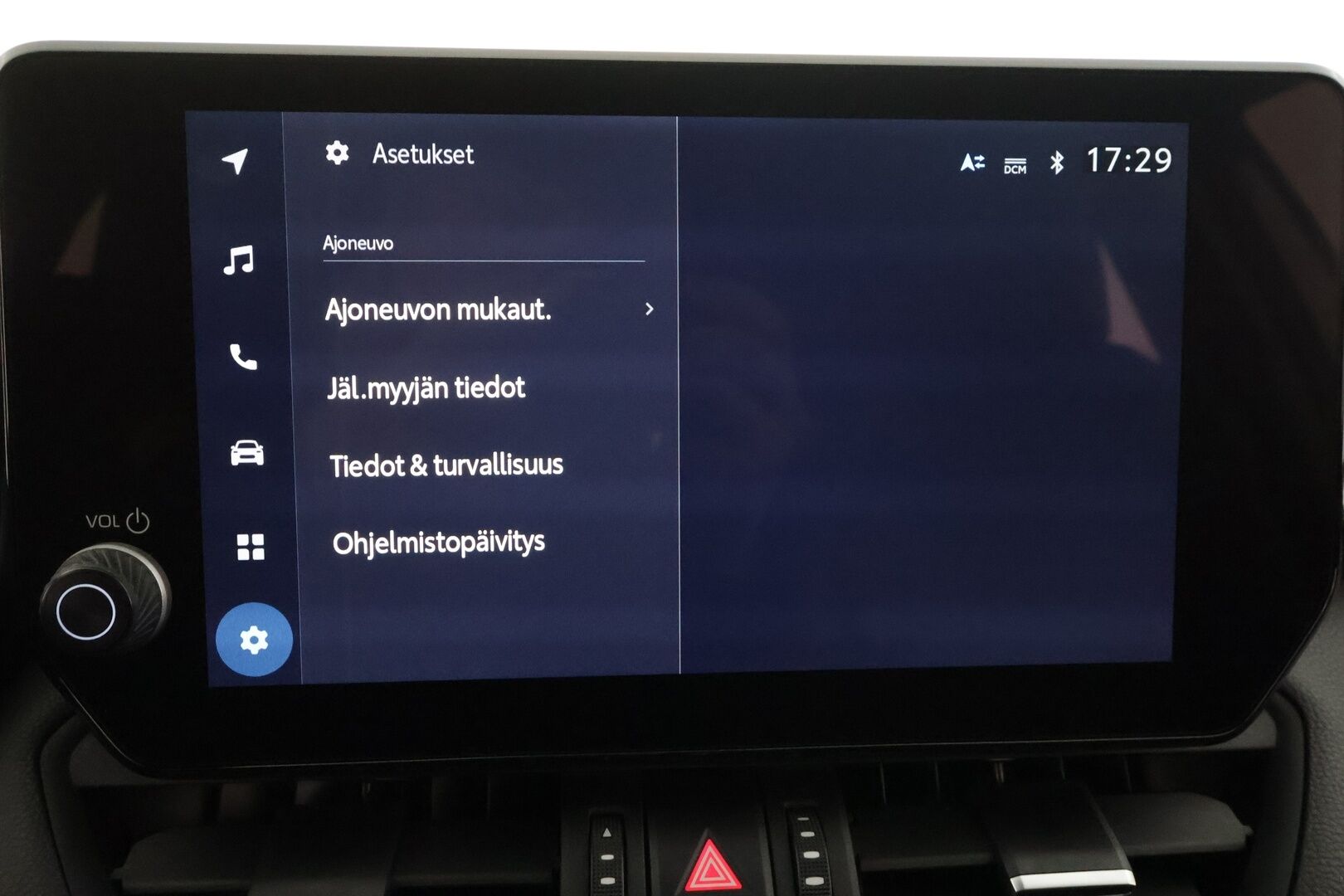 TOYOTA RAV4 2023 Hybrid 2,5 AWD-i Premium  * ACC / P.kamera / Keyless / LED / Muistipenkki / Sähköluukku / Facelift / Nahat *