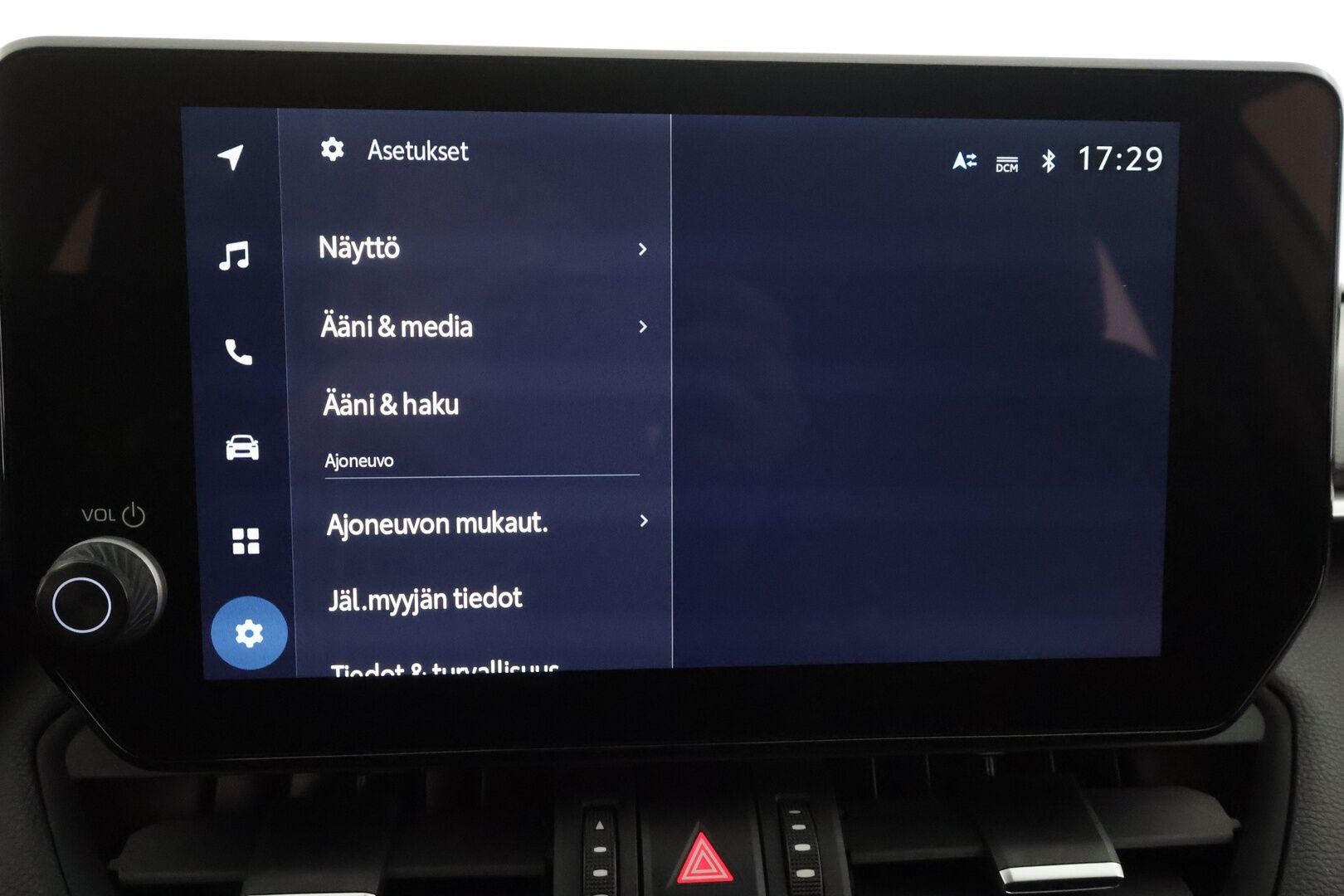 TOYOTA RAV4 2023 Hybrid 2,5 AWD-i Premium  * ACC / P.kamera / Keyless / LED / Muistipenkki / Sähköluukku / Facelift / Nahat *