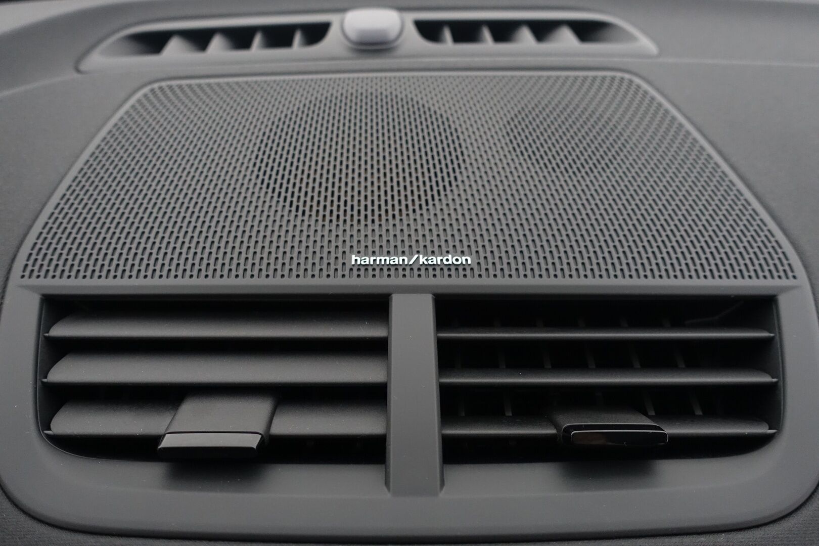 Polestar 2 2021 Long Range Dual Motor - | Pilot&Plus | ACC | Akuston Esilämmitys | Harman/Kardon | 360| Lasikatto | Muistipenkki | BLIS | Keyless |