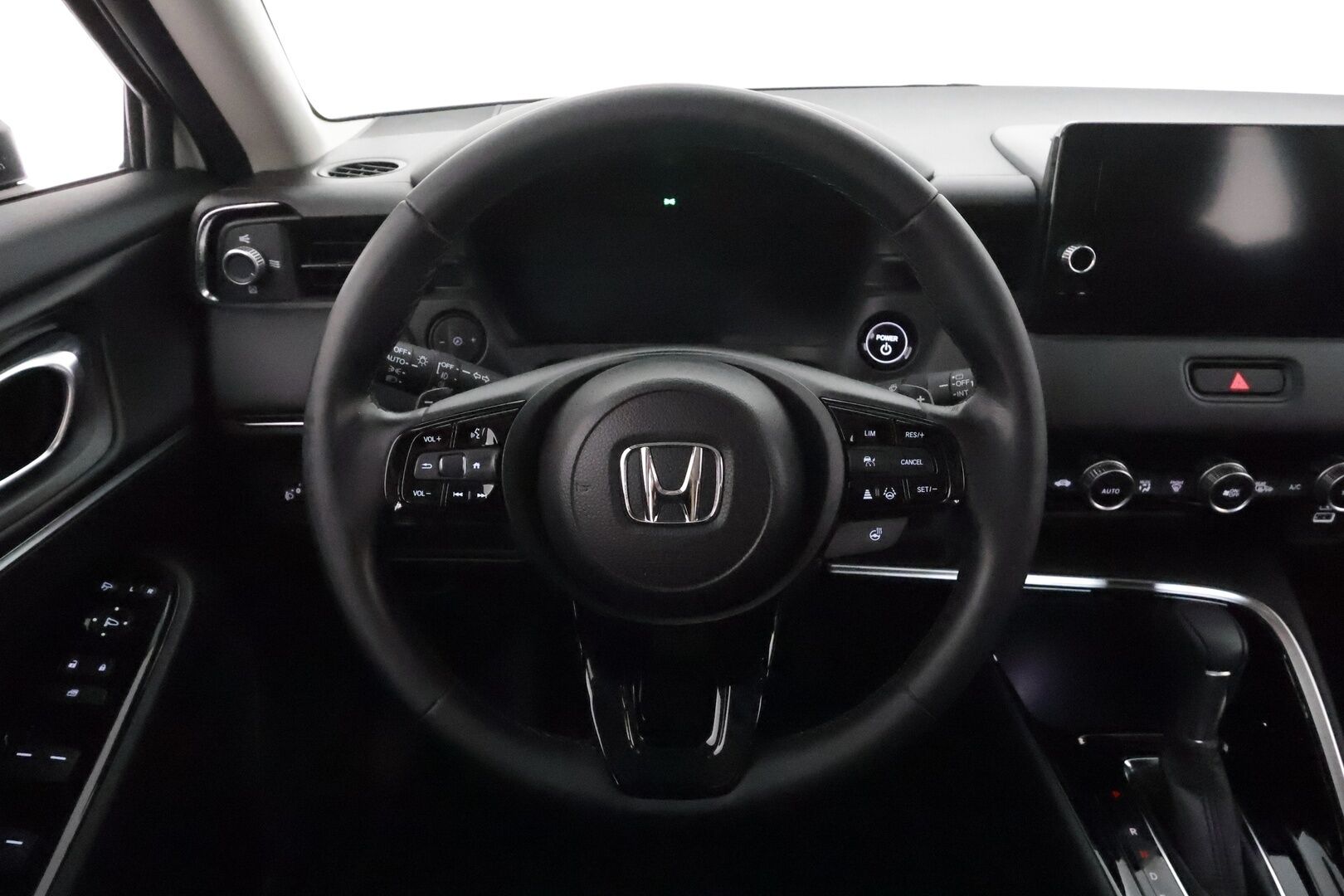 HONDA HR-V 2022 Hybrid Advance **ACC / Navi / LED / P.kamera / KeylessGo / Sähköluukku / Apple&Android / Puolinahat** - Kahdet renkaat aluvanteilla / Merkkihuollettu