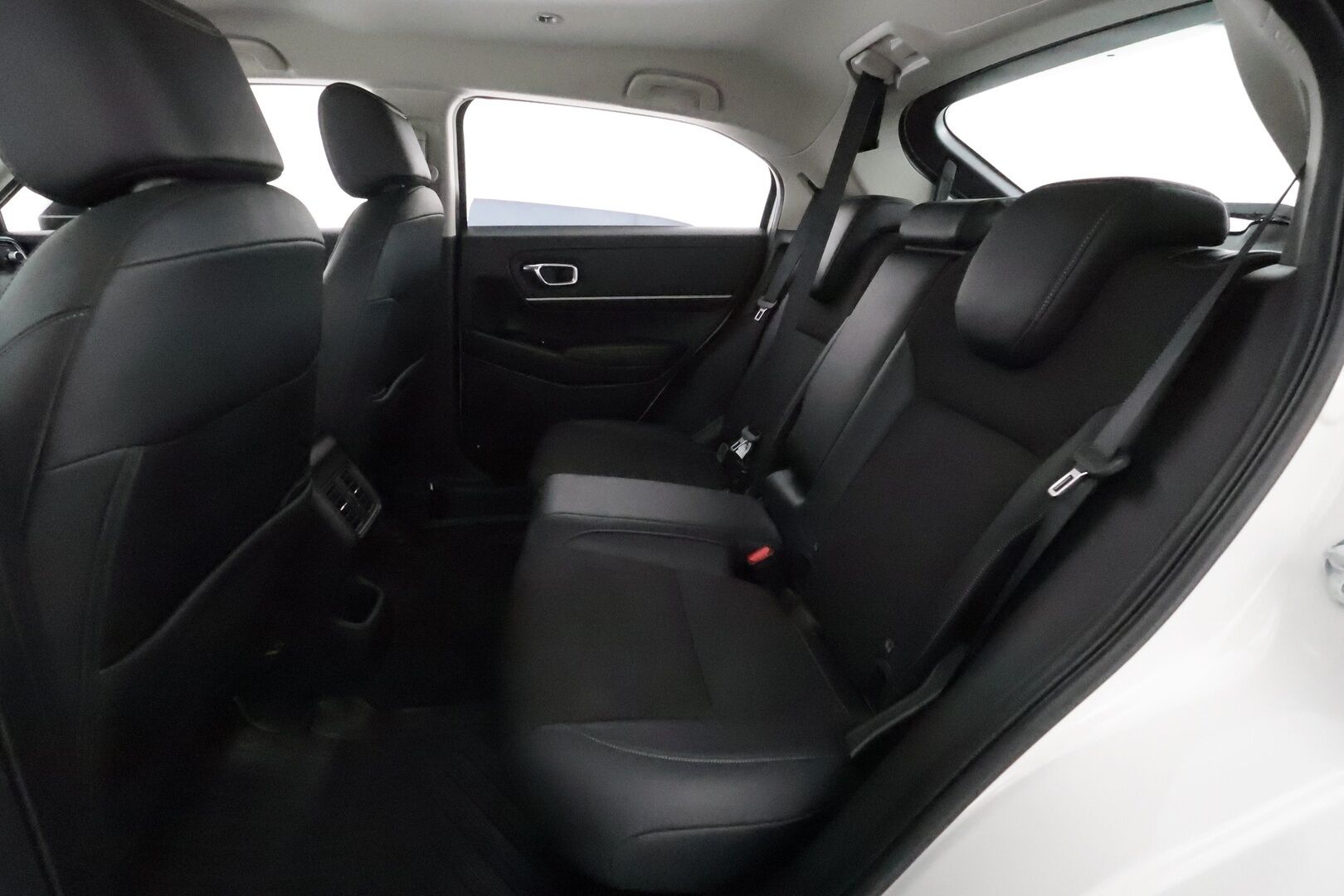 HONDA HR-V 2022 Hybrid Advance **ACC / Navi / LED / P.kamera / KeylessGo / Sähköluukku / Apple&Android / Puolinahat** - Kahdet renkaat aluvanteilla / Merkkihuollettu