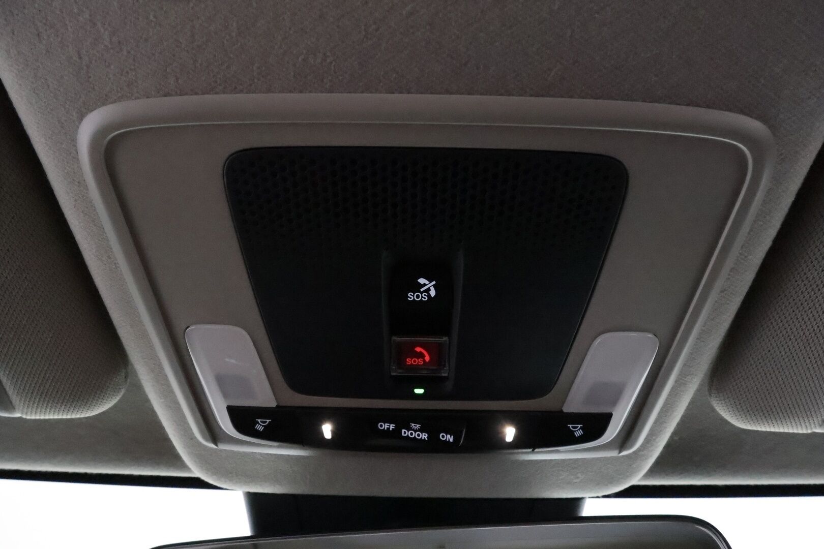 HONDA HR-V 2022 Hybrid Advance **ACC / Navi / LED / P.kamera / KeylessGo / Sähköluukku / Apple&Android / Puolinahat** - Kahdet renkaat aluvanteilla / Merkkihuollettu