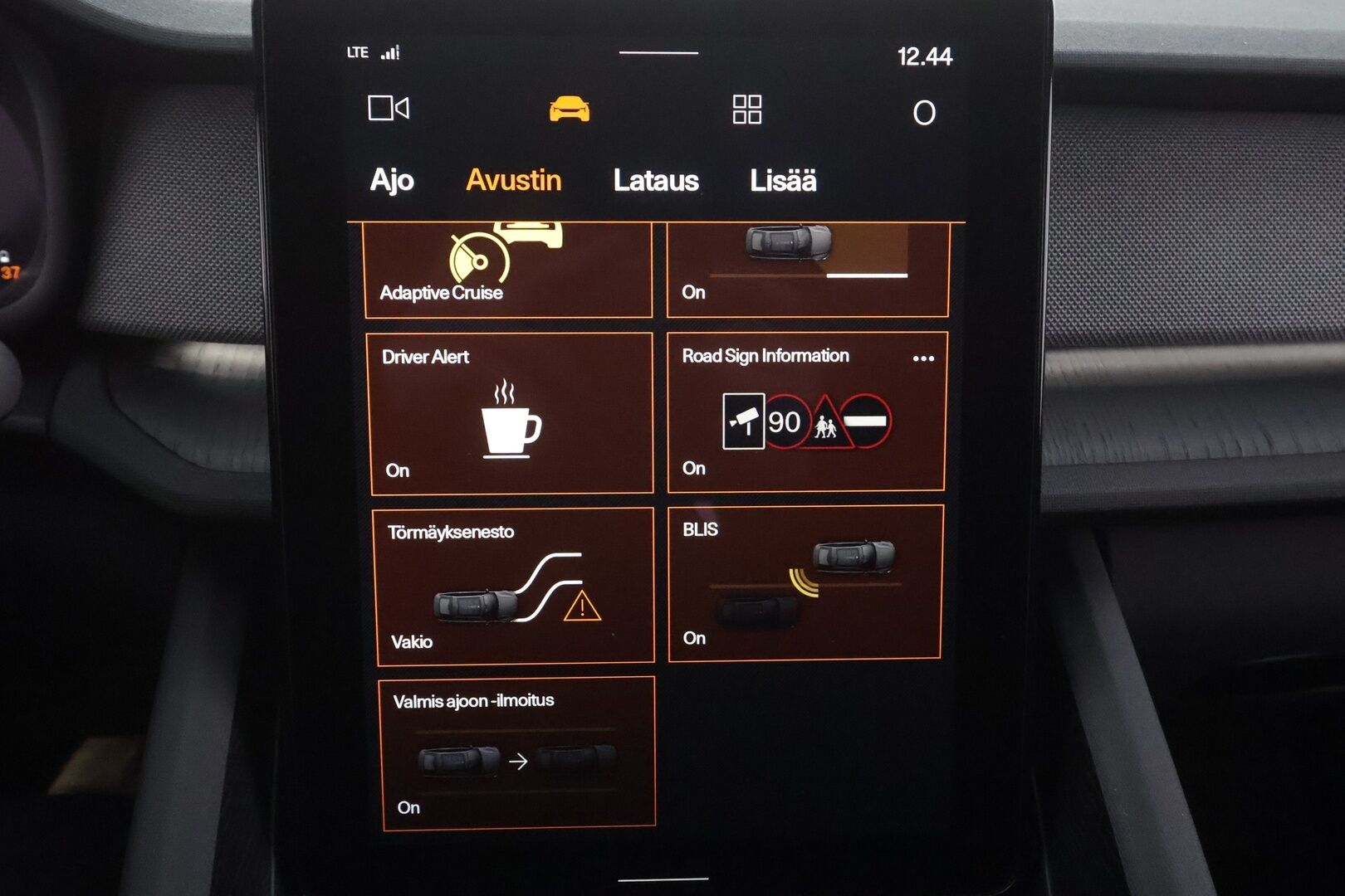 Polestar 2 2021 Long Range Dual motor, 300kW - | Pilot&Plus | H&K | Koukku | Lasikatto | ACC | Pixel-LED | 360 | Sporttipenkki Muistilla | Navi | Kaistavahti | Katveavustin | Keyless |