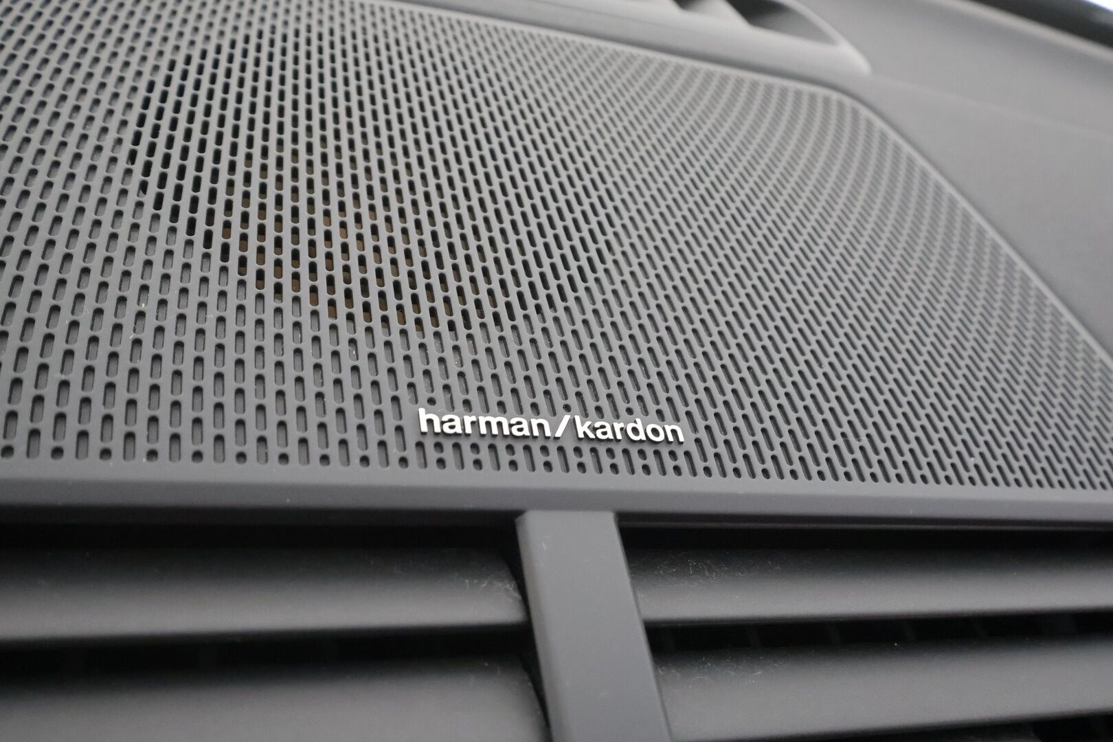 Polestar 2 2021 Long Range Dual motor, 300kW - | Pilot&Plus | H&K | Koukku | Lasikatto | ACC | Pixel-LED | 360 | Sporttipenkki Muistilla | Navi | Kaistavahti | Katveavustin | Keyless |