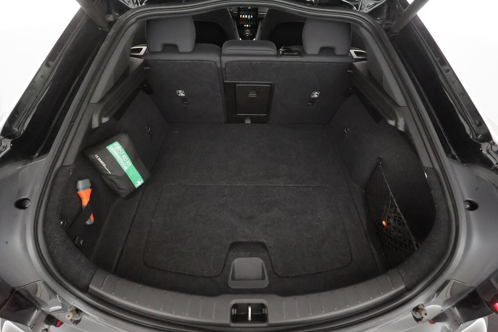 Polestar 2 2021 Long Range Dual motor, 300kW - | Pilot&Plus | H&K | Koukku | Lasikatto | ACC | Pixel-LED | 360 | Sporttipenkki Muistilla | Navi | Kaistavahti | Katveavustin | Keyless |