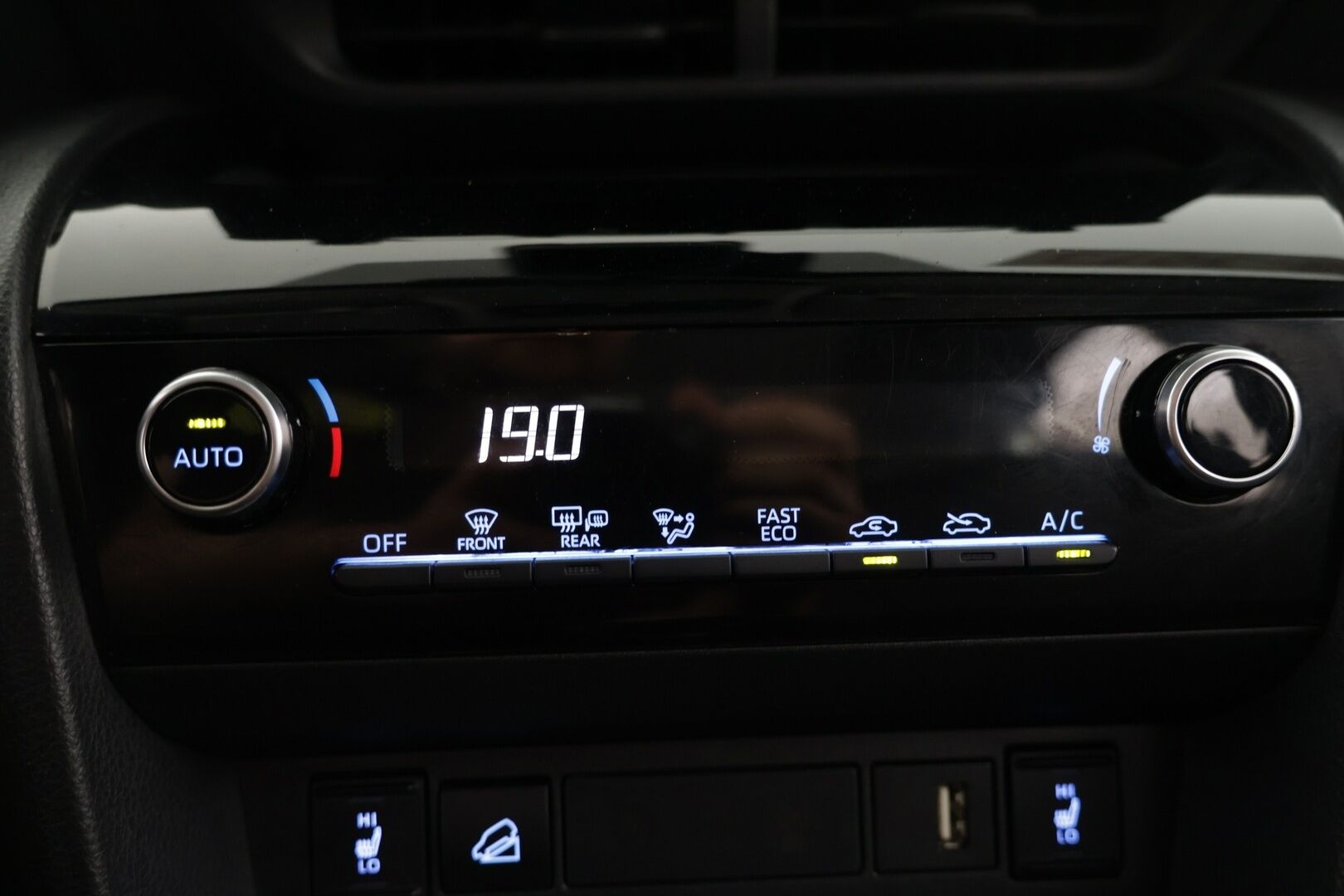 TOYOTA YARIS CROSS 2023 1,5 Hybrid AWD-i Active - | ACC | Kamera | Kaistavahti | APP-Connect |