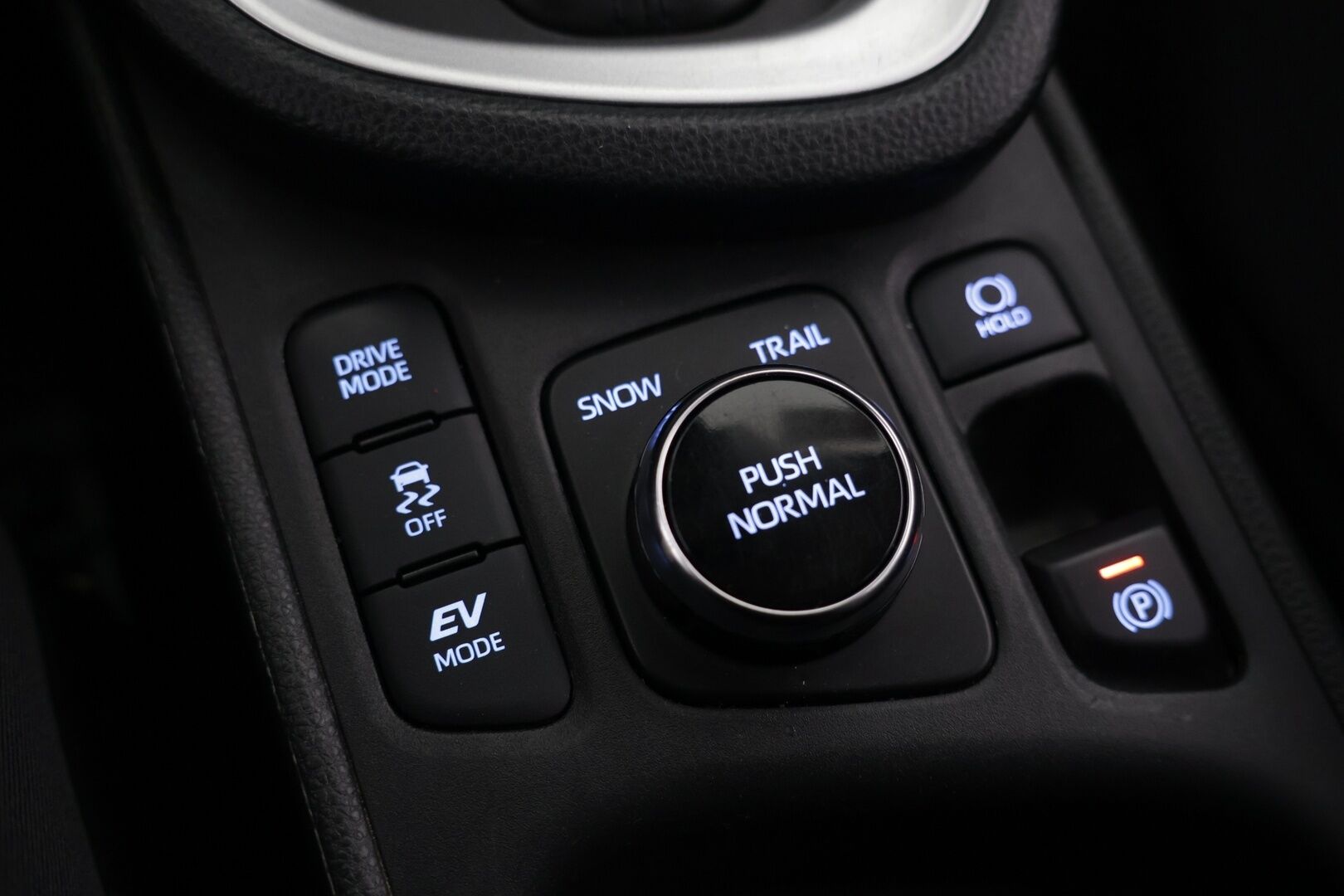 TOYOTA YARIS CROSS 2023 1,5 Hybrid AWD-i Active - | ACC | Kamera | Kaistavahti | APP-Connect |