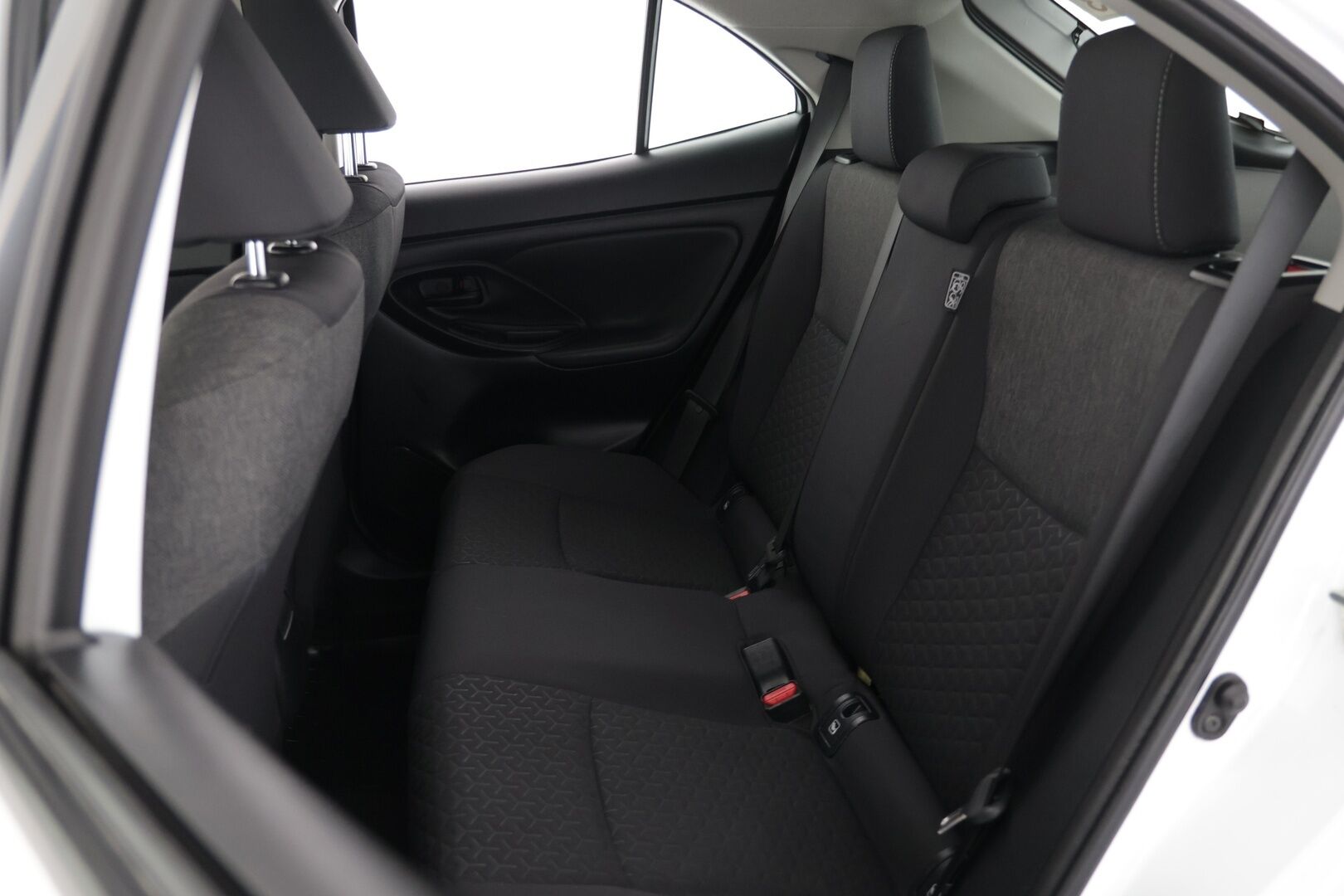 TOYOTA YARIS CROSS 2023 1,5 Hybrid AWD-i Active - | ACC | Kamera | Kaistavahti | APP-Connect |