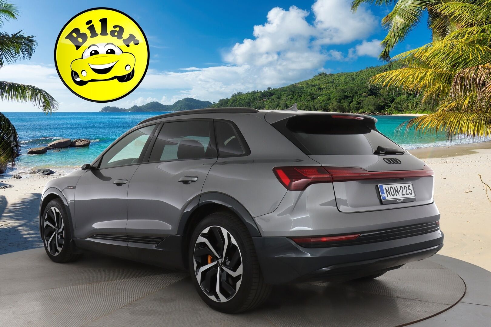 AUDI E-TRON 2021 Progress Plus 55 quattro - | ACC | Matrix | B&O | 360° | Koukku | Panorama | Ilma-alusta | Muistipenkki | Sporttipenkit | Kamerapeilit | Ambient | 2x renkaat aluin | ALV | 