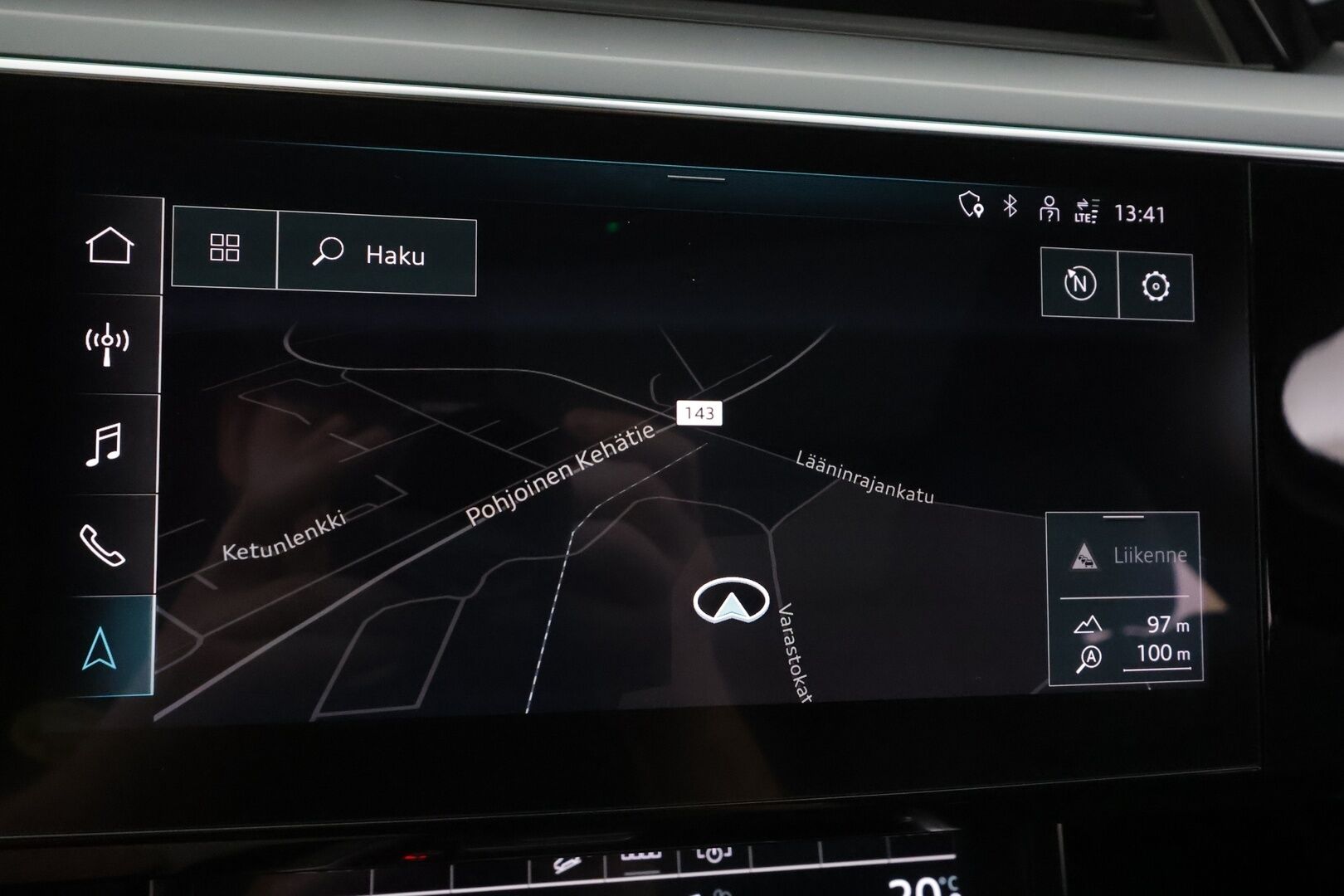 AUDI E-TRON 2021 Progress Plus 55 quattro - | ACC | Matrix | B&O | 360° | Koukku | Panorama | Ilma-alusta | Muistipenkki | Sporttipenkit | Kamerapeilit | Ambient | 2x renkaat aluin | ALV | 