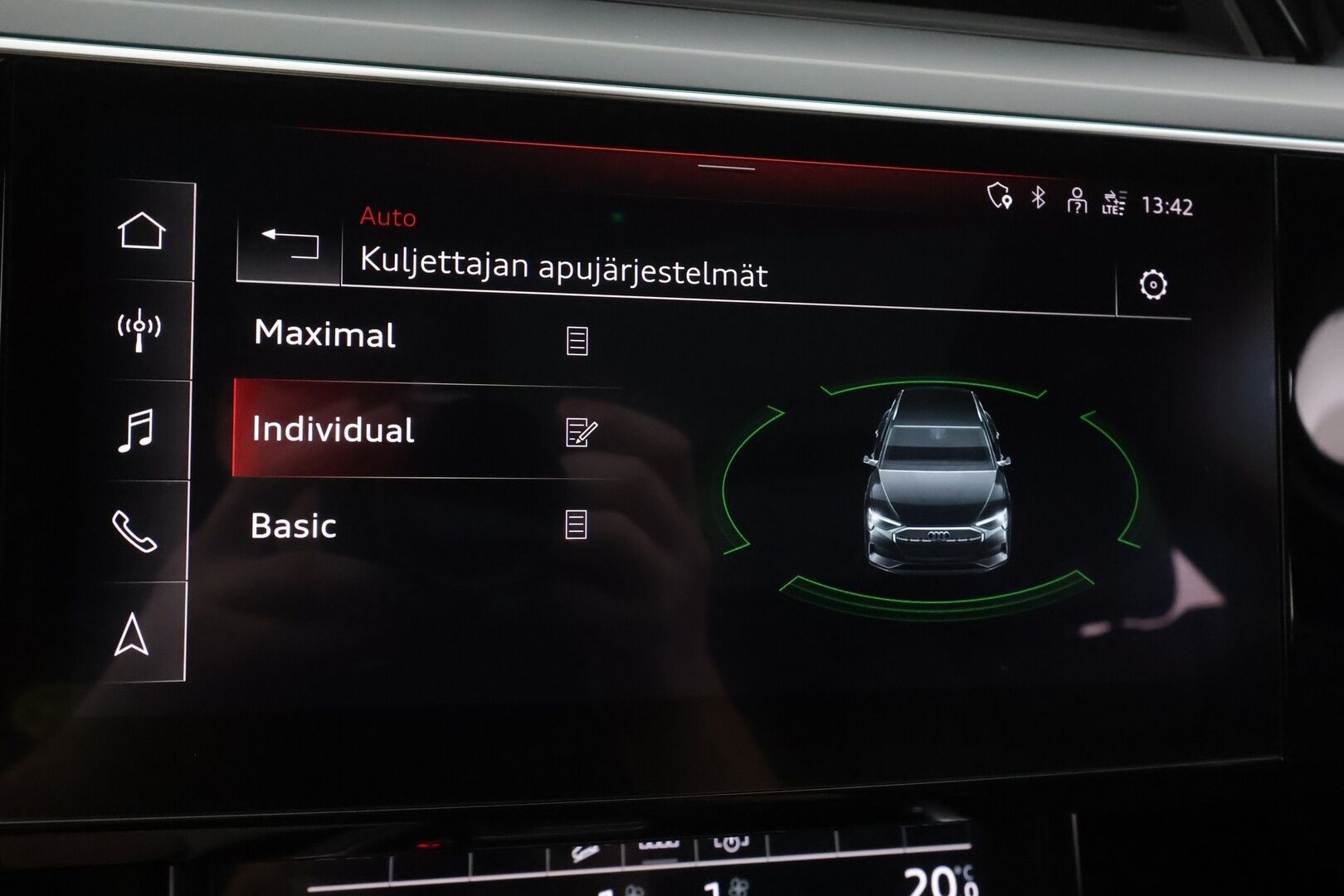 AUDI E-TRON 2021 Progress Plus 55 quattro - | ACC | Matrix | B&O | 360° | Koukku | Panorama | Ilma-alusta | Muistipenkki | Sporttipenkit | Kamerapeilit | Ambient | 2x renkaat aluin | ALV | 