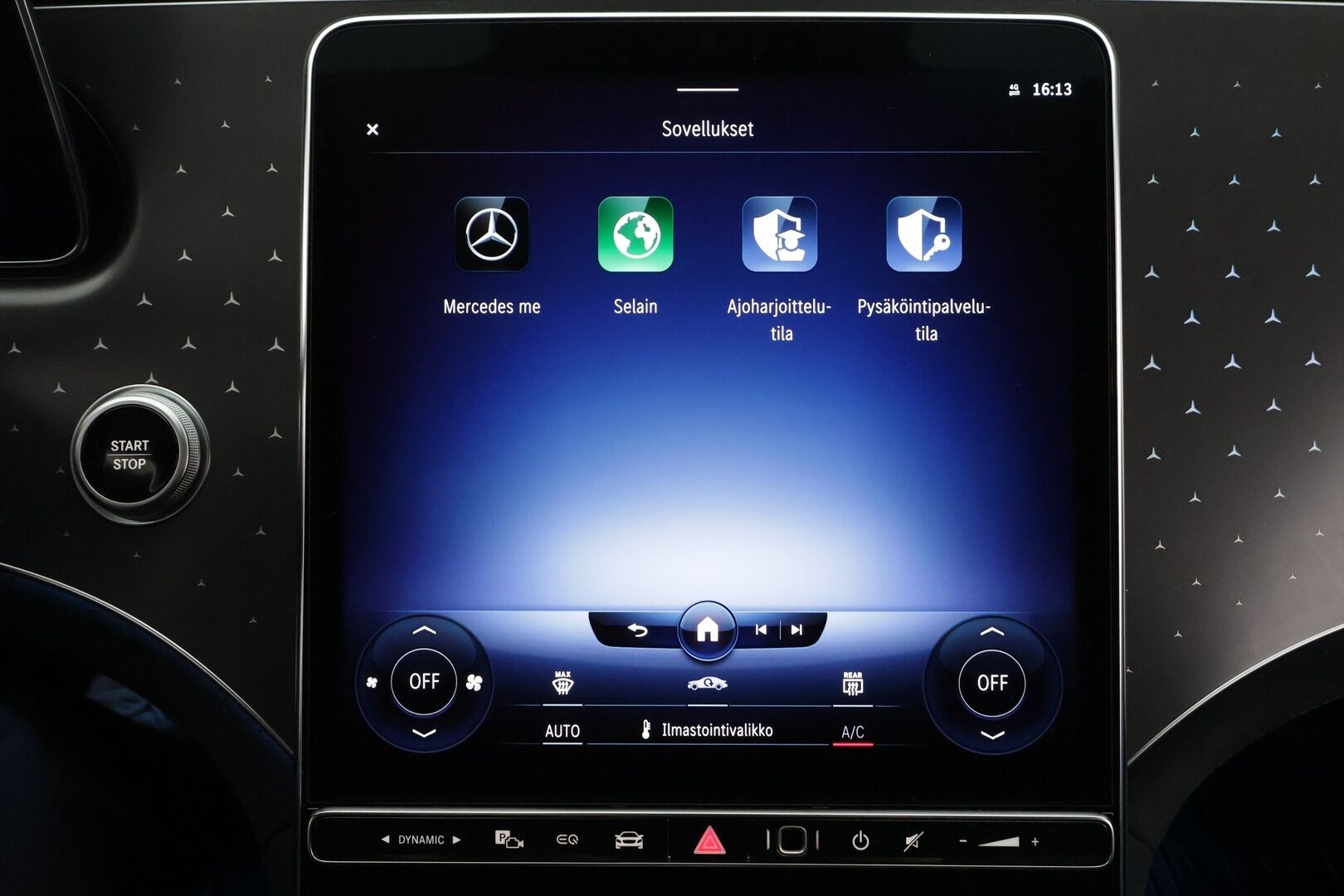 MERCEDES-BENZ EQE 2022 350+ AMG - Koukku | Distronic | Burmester | P.Kamera | Comfort-penkit Muistilla | LED | Navi | Kaistavahti | Keyless