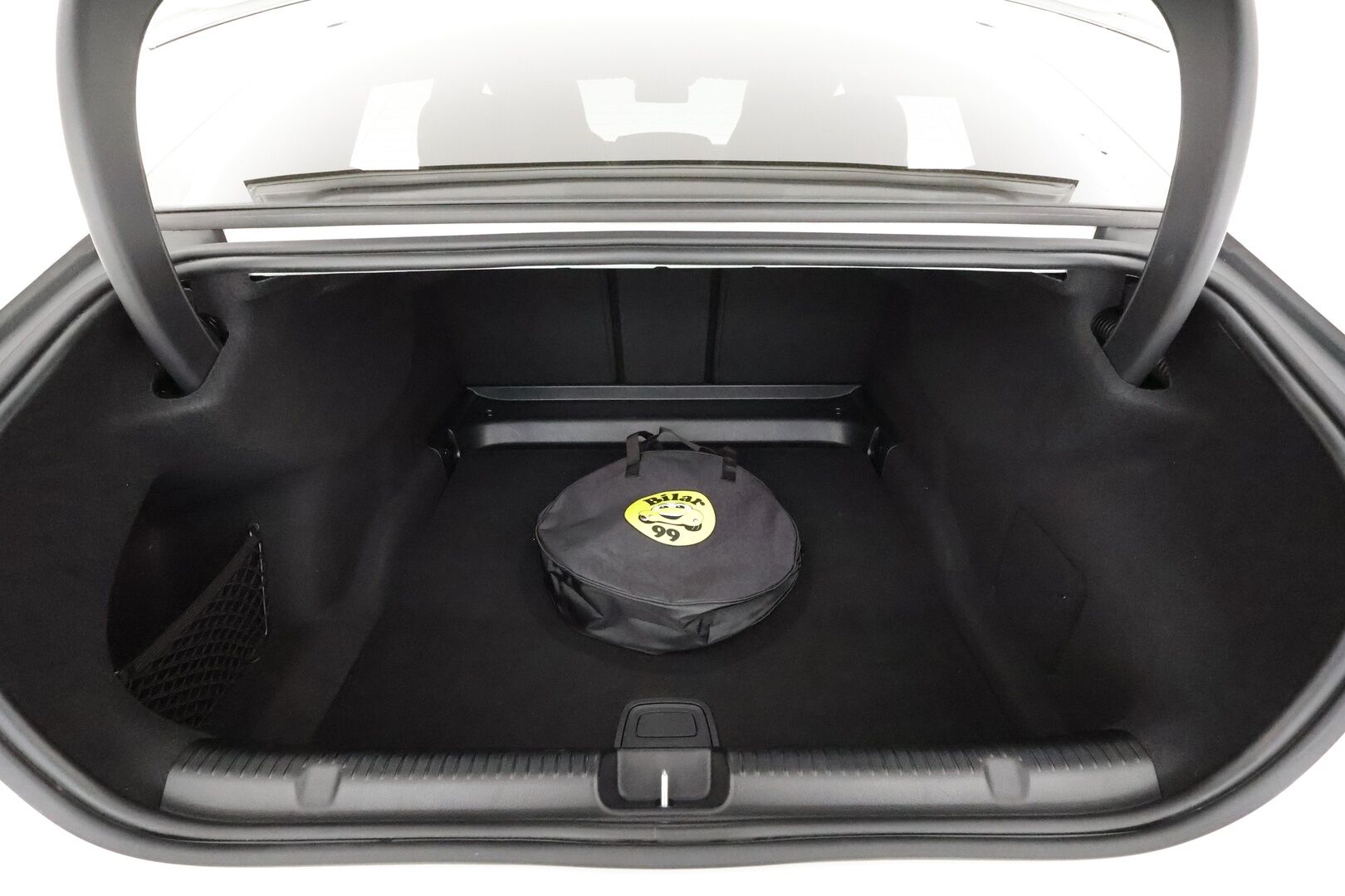 MERCEDES-BENZ EQE 2022 350+ AMG - Koukku | Distronic | Burmester | P.Kamera | Comfort-penkit Muistilla | LED | Navi | Kaistavahti | Keyless