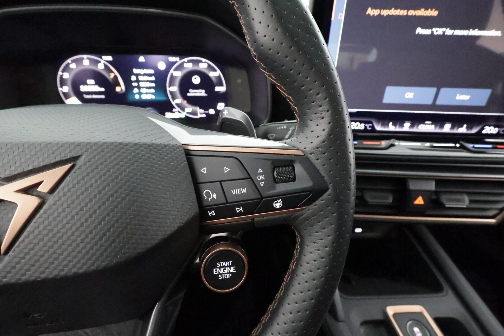 CUPRA FORMENTOR 2025 1.5 eTSI 110 kW MHEV DSG - POIKKEUSHINTAAN! | ACC | Kamera | LED | Puolinahat | Kaistavahti | Apple&Android / Keyless | Kahdet renkaat | Merkkihuollot | ALV | Viimeisin huolto 3/26