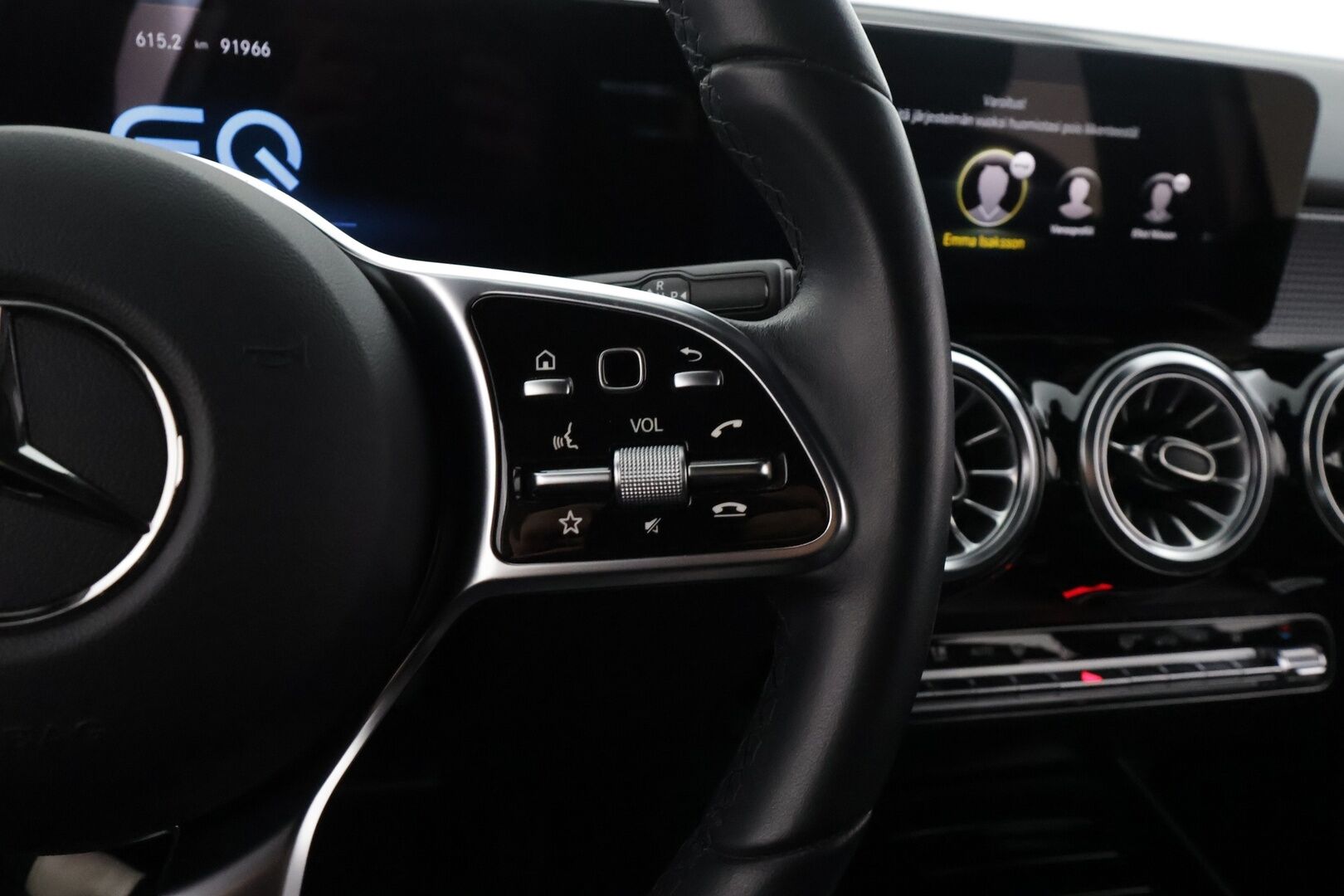 MERCEDES-BENZ EQB 2023 350 4Matic - | 7-paikkainen | Distronic+ | ILP | Widescreen | Nahat | Ambient light | Advanced Audio | P.kamera | Lane Assist | BSM | Keyless | Merkkihuollot | 