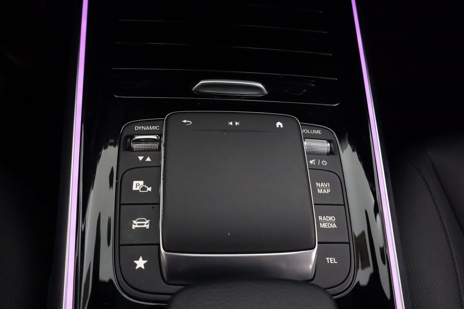 MERCEDES-BENZ EQB 2023 350 4Matic - | 7-paikkainen | Distronic+ | ILP | Widescreen | Nahat | Ambient light | Advanced Audio | P.kamera | Lane Assist | BSM | Keyless | Merkkihuollot | 