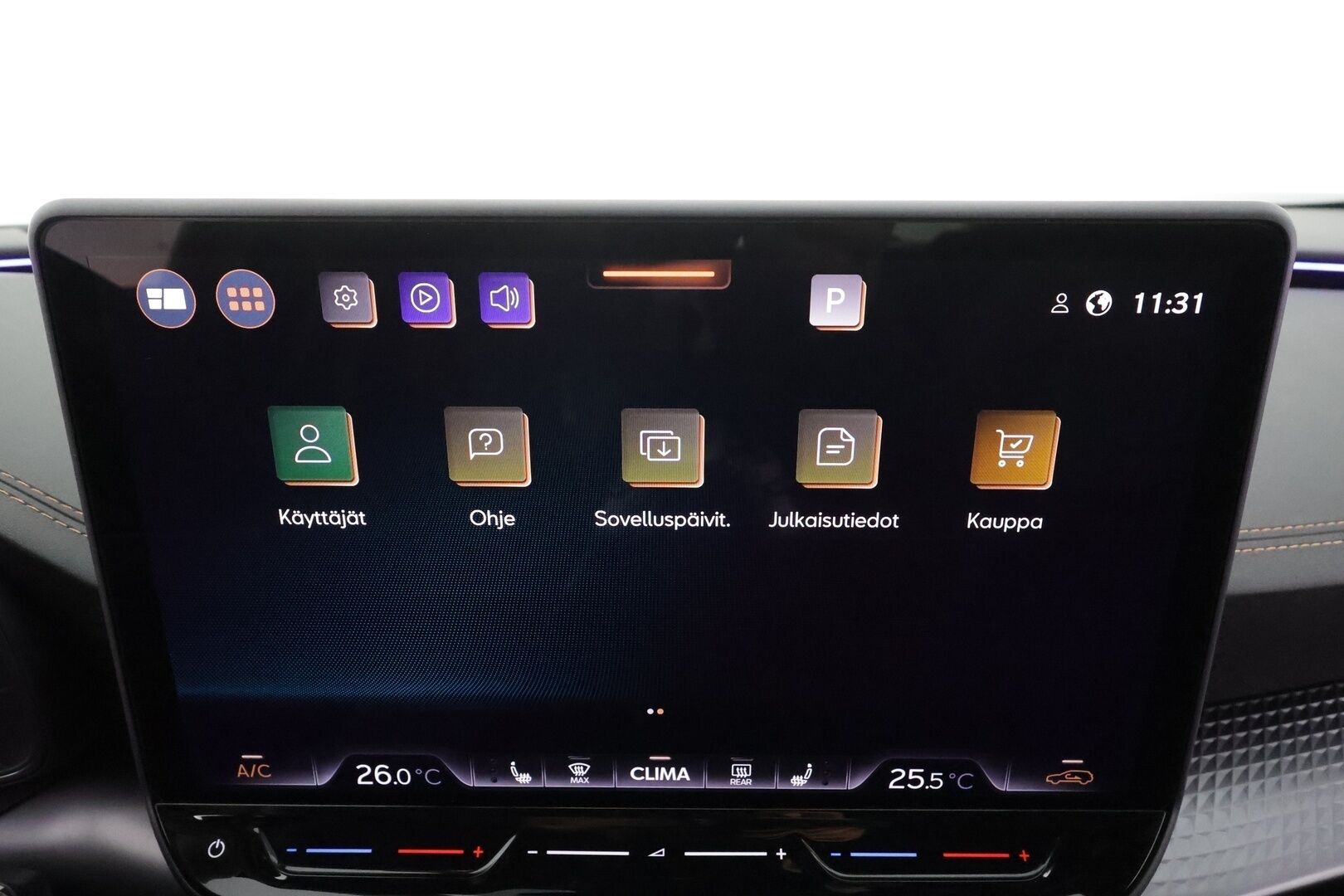 CUPRA FORMENTOR 2025 1.5 eTSI 110 kW MHEV DSG - | ACC | P.Kamera | LED | Puolinahat | Kaistavahti | Apple&Android | Keyless | Kahdet renkaat aluvanteilla | Merkkihuollot | ALV