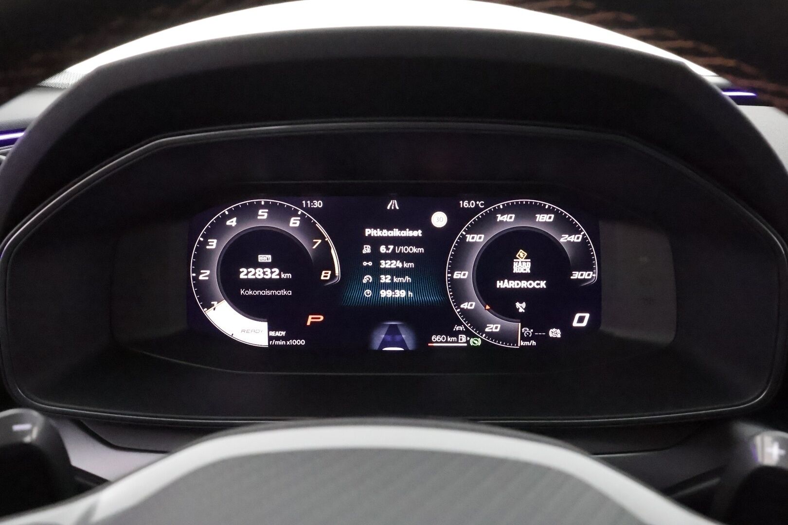 CUPRA FORMENTOR 2025 1.5 eTSI 110 kW MHEV DSG - | ACC | P.Kamera | LED | Puolinahat | Kaistavahti | Apple&Android | Keyless | Kahdet renkaat aluvanteilla | Merkkihuollot | ALV