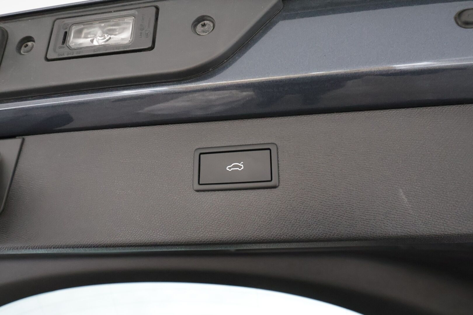 CUPRA FORMENTOR 2025 1.5 eTSI 110 kW MHEV DSG - | ACC | P.Kamera | LED | Puolinahat | Kaistavahti | Apple&Android | Keyless | Kahdet renkaat aluvanteilla | Merkkihuollot | ALV