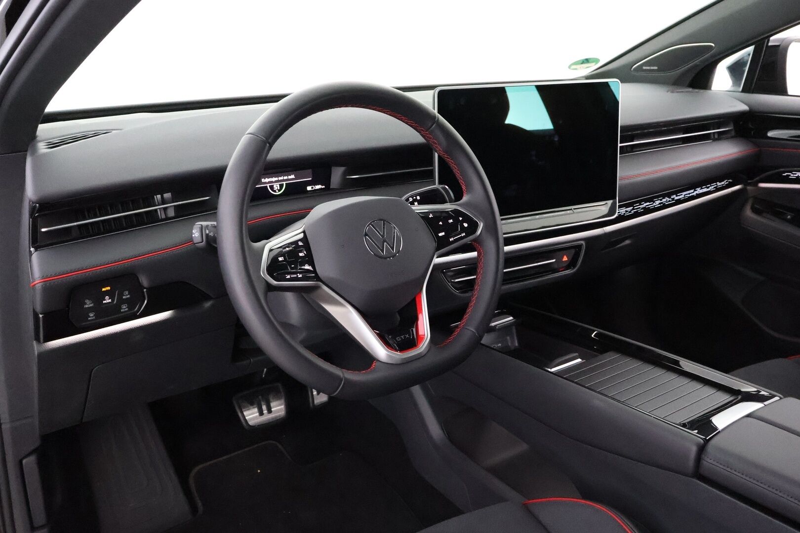 VOLKSWAGEN ID.7 2025 Tourer GTX 4MOTION 250 kW - 2,99 % KORKOTARJOUS TÄHÄN AUTOON - Lämpöpumppu / Adapt.Vakkari / Harman & Kardon / Ilmastointi&Hieronta / HUD / Vetokoukku / iQ Matrix LED / Muistipenkit / SUPERVARUSTEET!