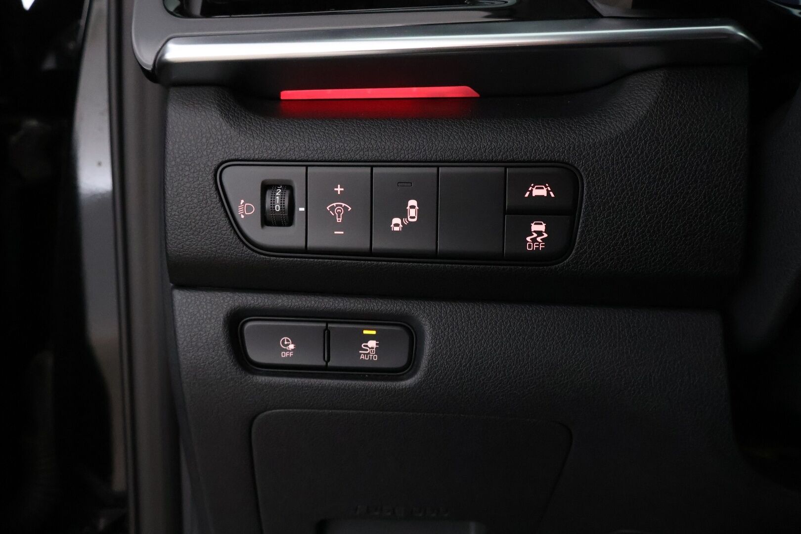 KIA NIRO 2022 Edition 64,8kWh 204hv - ALV / Adapt.Vakkari / JBL / P.Kamera / Puolinahat / Digimittaristo / BLIS / Ratinlämmitin / Navi / Merkkihuollettu!