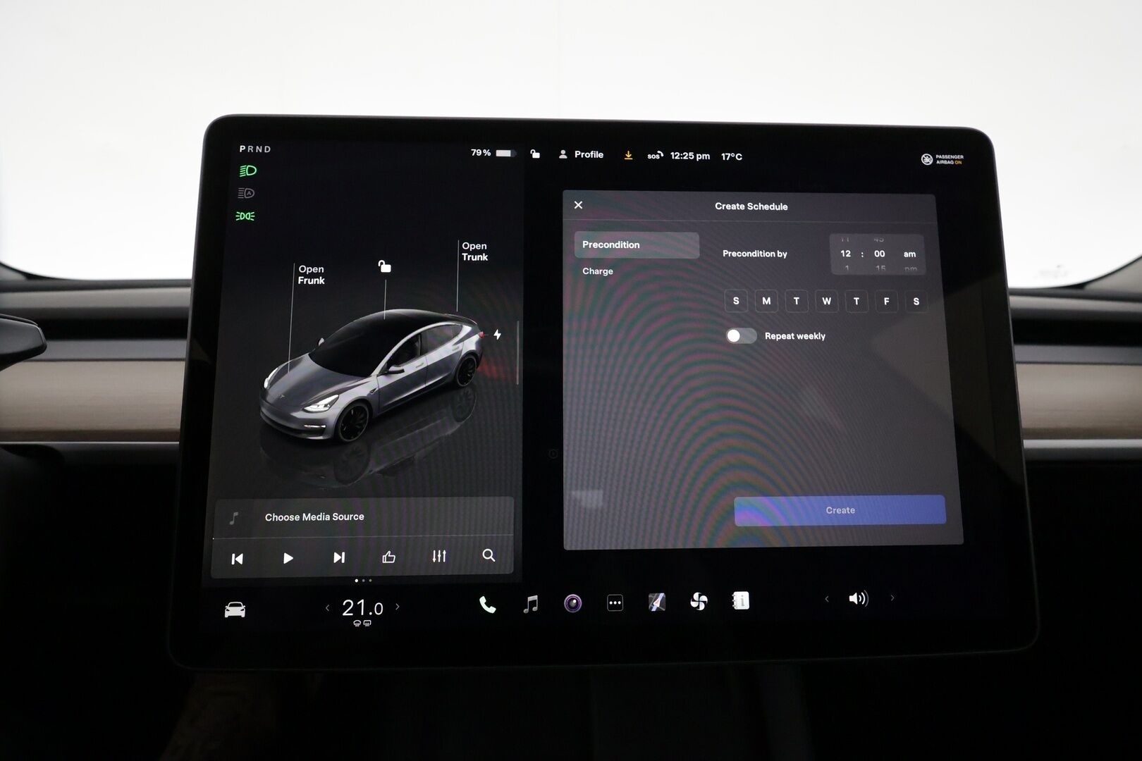 TESLA MODEL 3 2022 Performance ** Autopilot / Lämpöpumppu / AMD Ryzen / Matrix LED / Lasikatto / P.kamera / Premium Audio** - 3,99 % KORKOTARJOUS TÄHÄN AUTOON - 