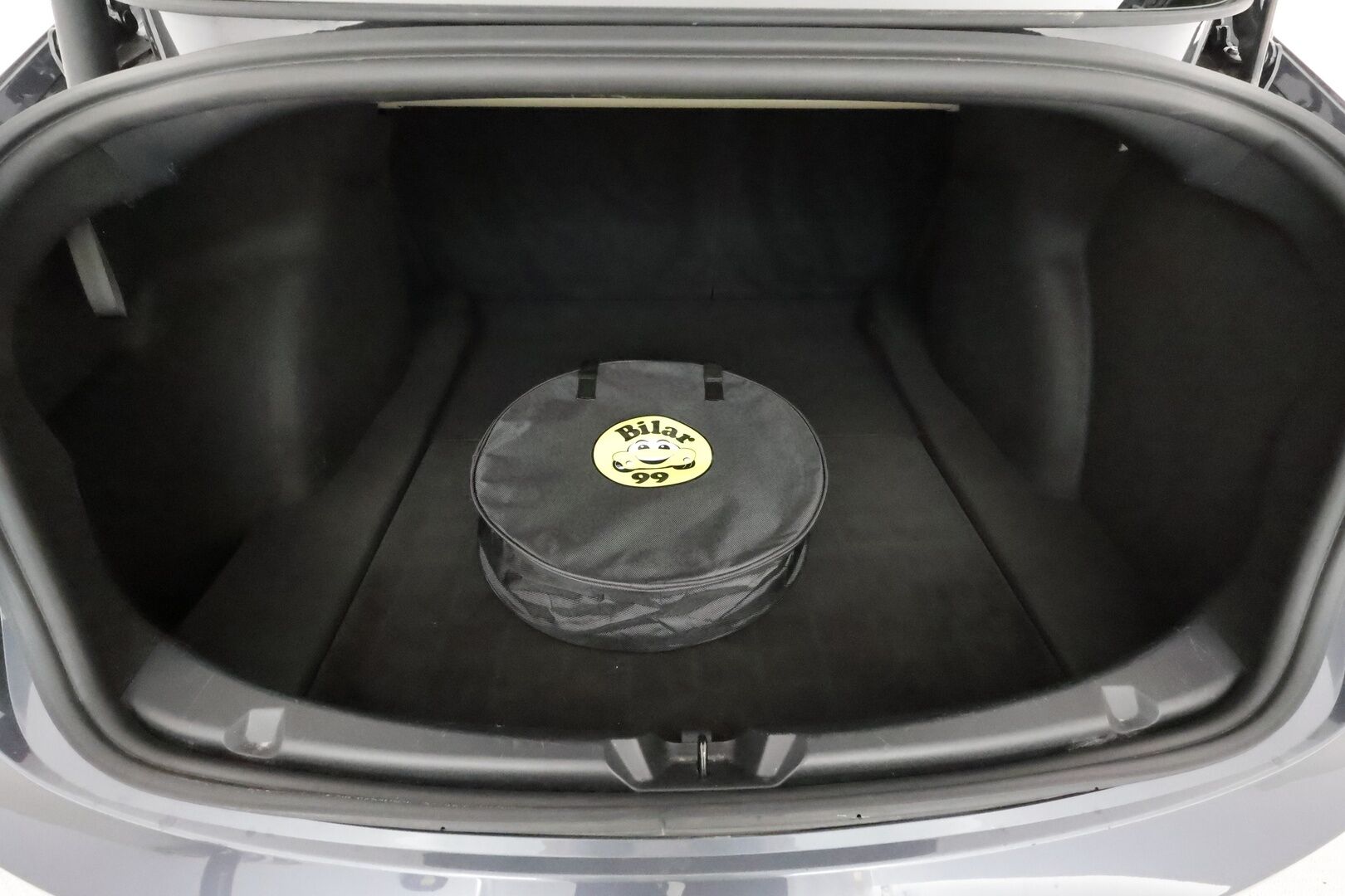 TESLA MODEL 3 2022 Performance ** Autopilot / Lämpöpumppu / AMD Ryzen / Matrix LED / Lasikatto / P.kamera / Premium Audio** - 3,99 % KORKOTARJOUS TÄHÄN AUTOON - 