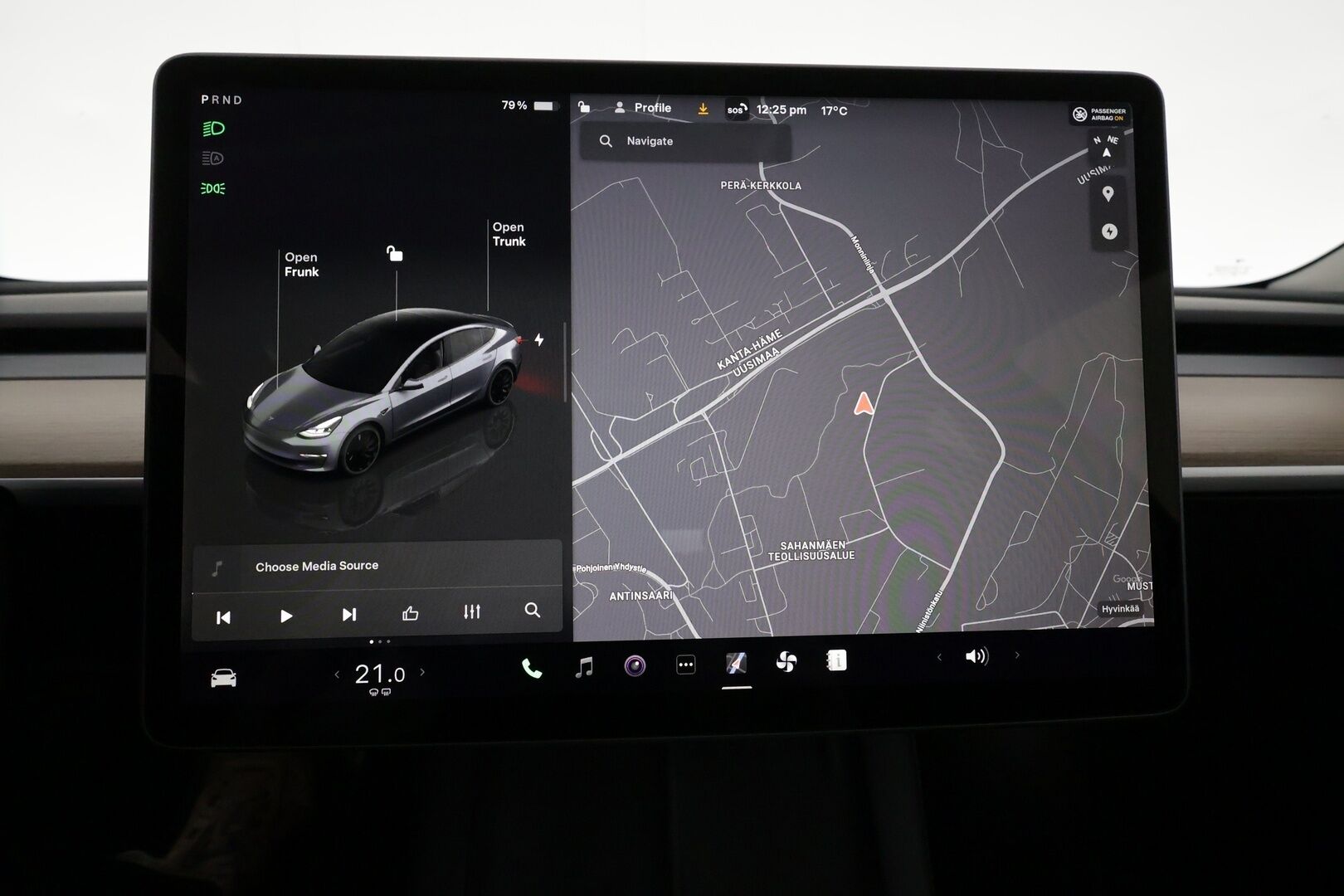 TESLA MODEL 3 2022 Performance ** Autopilot / Lämpöpumppu / AMD Ryzen / Matrix LED / Lasikatto / P.kamera / Premium Audio** - 3,99 % KORKOTARJOUS TÄHÄN AUTOON - 