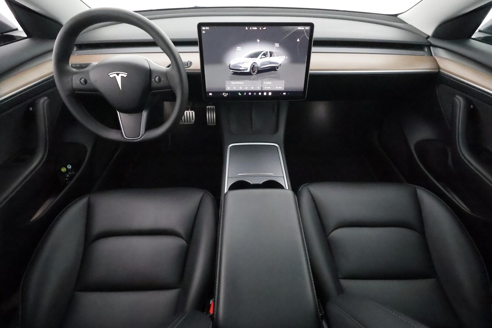 TESLA MODEL 3 2022 Performance ** Autopilot / Lämpöpumppu / AMD Ryzen / Matrix LED / Lasikatto / P.kamera / Premium Audio** - 3,99 % KORKOTARJOUS TÄHÄN AUTOON - 