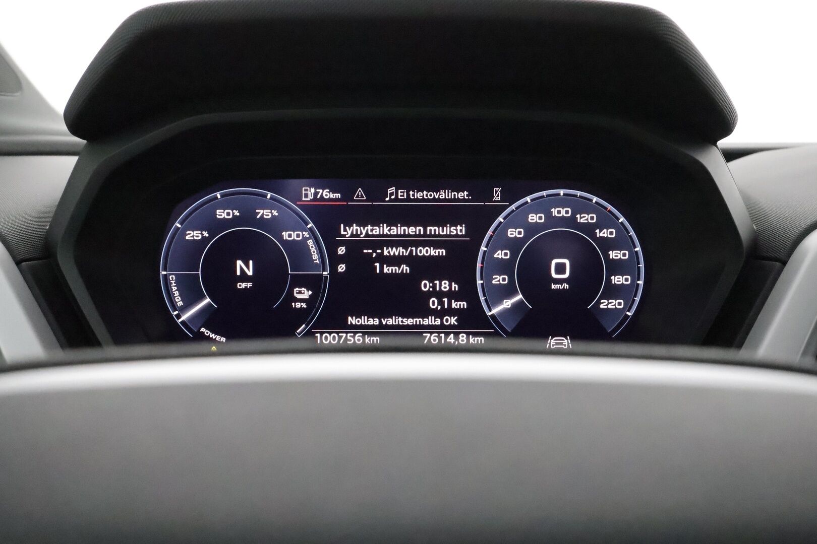 AUDI Q4 E-TRON 2022 50 e-tron quattro Proline Advanced **Lämpöpumppu / Sporttipenkit / Vakkari / LED / P.tutkat / Sähköluukku** - 3,99 % KORKOTARJOUS TÄHÄN AUTOON - Akku kuntotarkistettu! / Kahdet renkaat