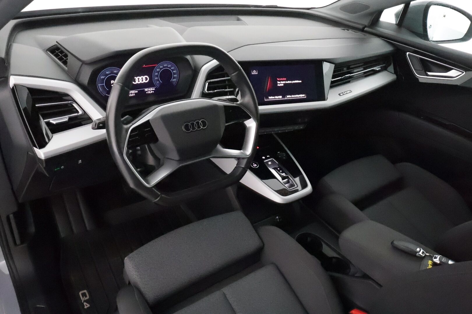 AUDI Q4 E-TRON 2022 50 e-tron quattro Proline Advanced **Lämpöpumppu / Sporttipenkit / Vakkari / LED / P.tutkat / Sähköluukku** - 3,99 % KORKOTARJOUS TÄHÄN AUTOON - Akku kuntotarkistettu! / Kahdet renkaat