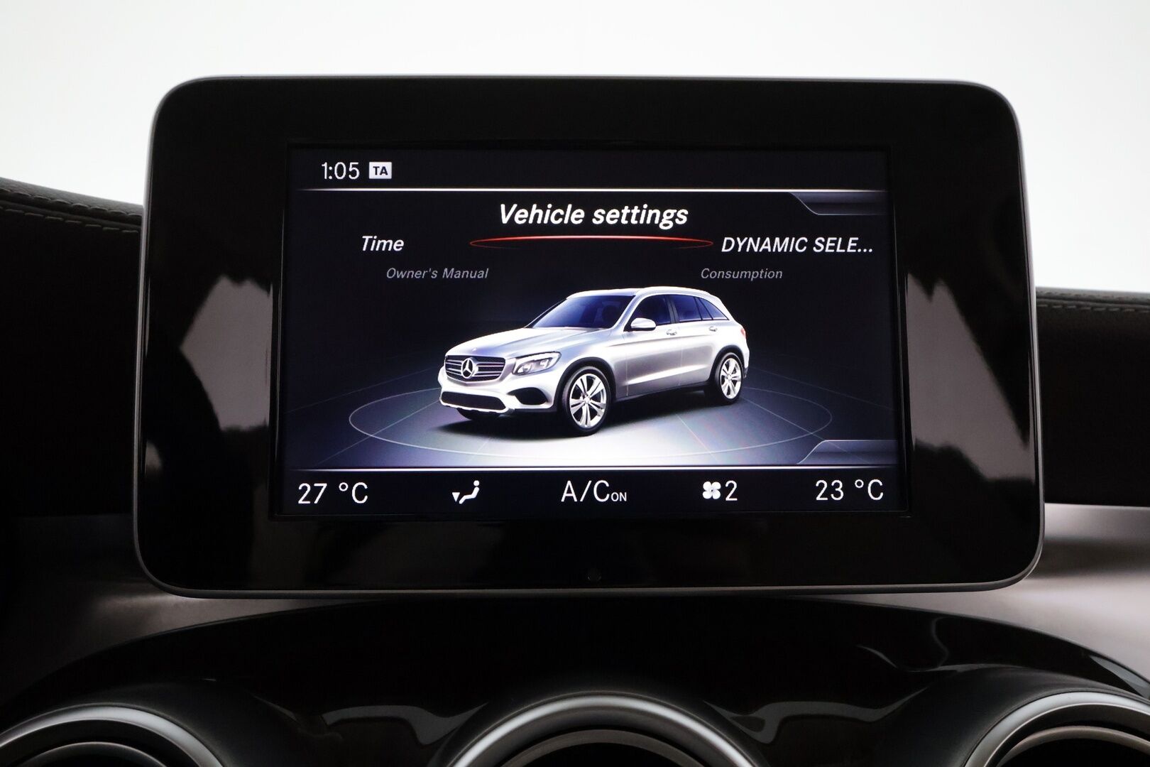 MERCEDES-BENZ GLC 2016 220 d 4MATIC T 9G-Tronic **AMG-ulkopaketti / ILS LED / Vetokoukku / Hifit / Sporttipenkit / Vakkari / P.tutkat / Vaalea nahkasisusta** - 3,99 % KORKOTARJOUS TÄHÄN AUTOON - Alkuperäinen alle taittuva vetokoukku! 