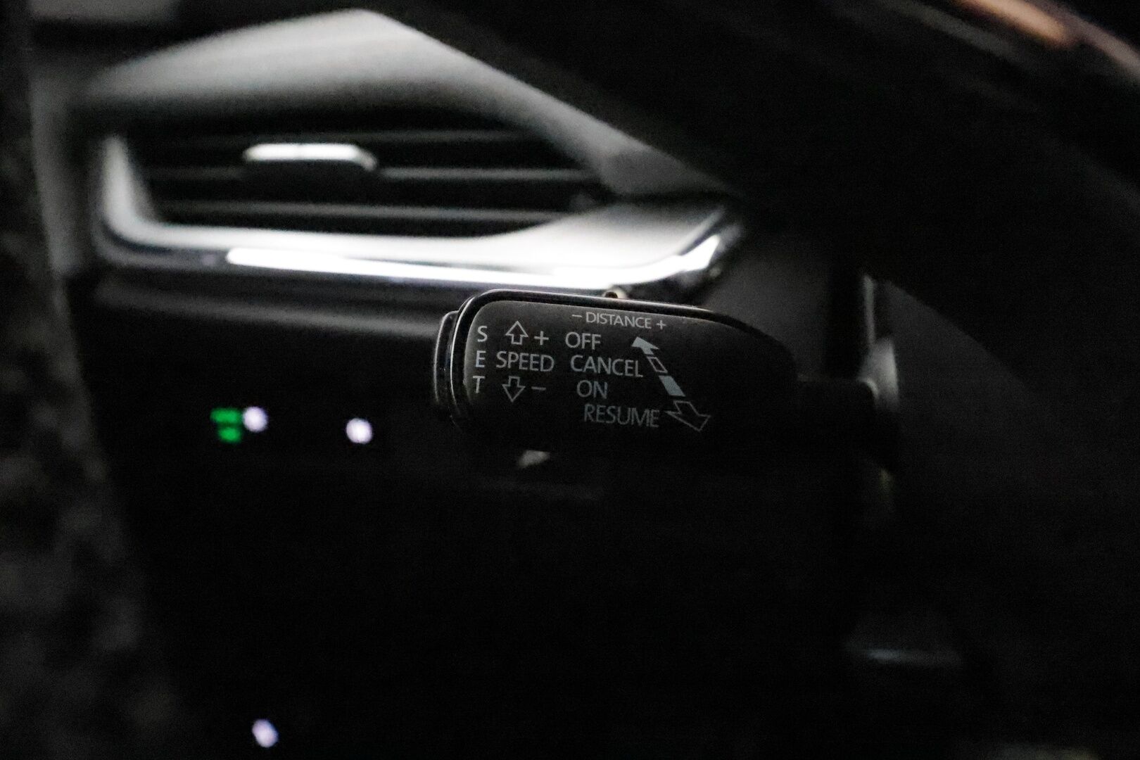 SKODA ENYAQ 2021 80 iV **Lämpöpumppu / Panorama / Adapt. vakkari / 360 Kamera / Apple&Android / Keyless** - Akku kuntotarkastettu