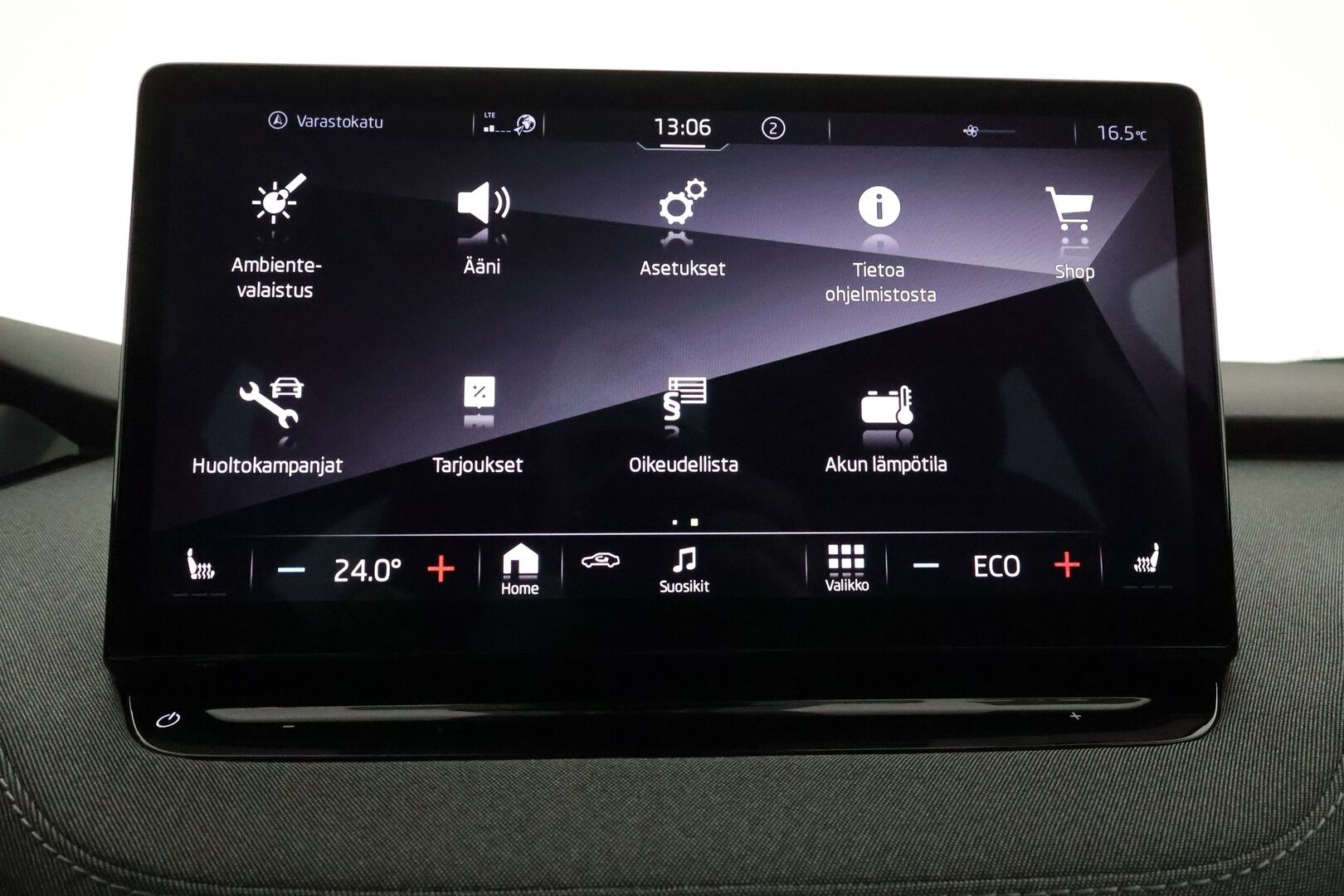 SKODA ENYAQ 2021 80 iV **Lämpöpumppu / Panorama / Adapt. vakkari / 360 Kamera / Apple&Android / Keyless** - Akku kuntotarkastettu
