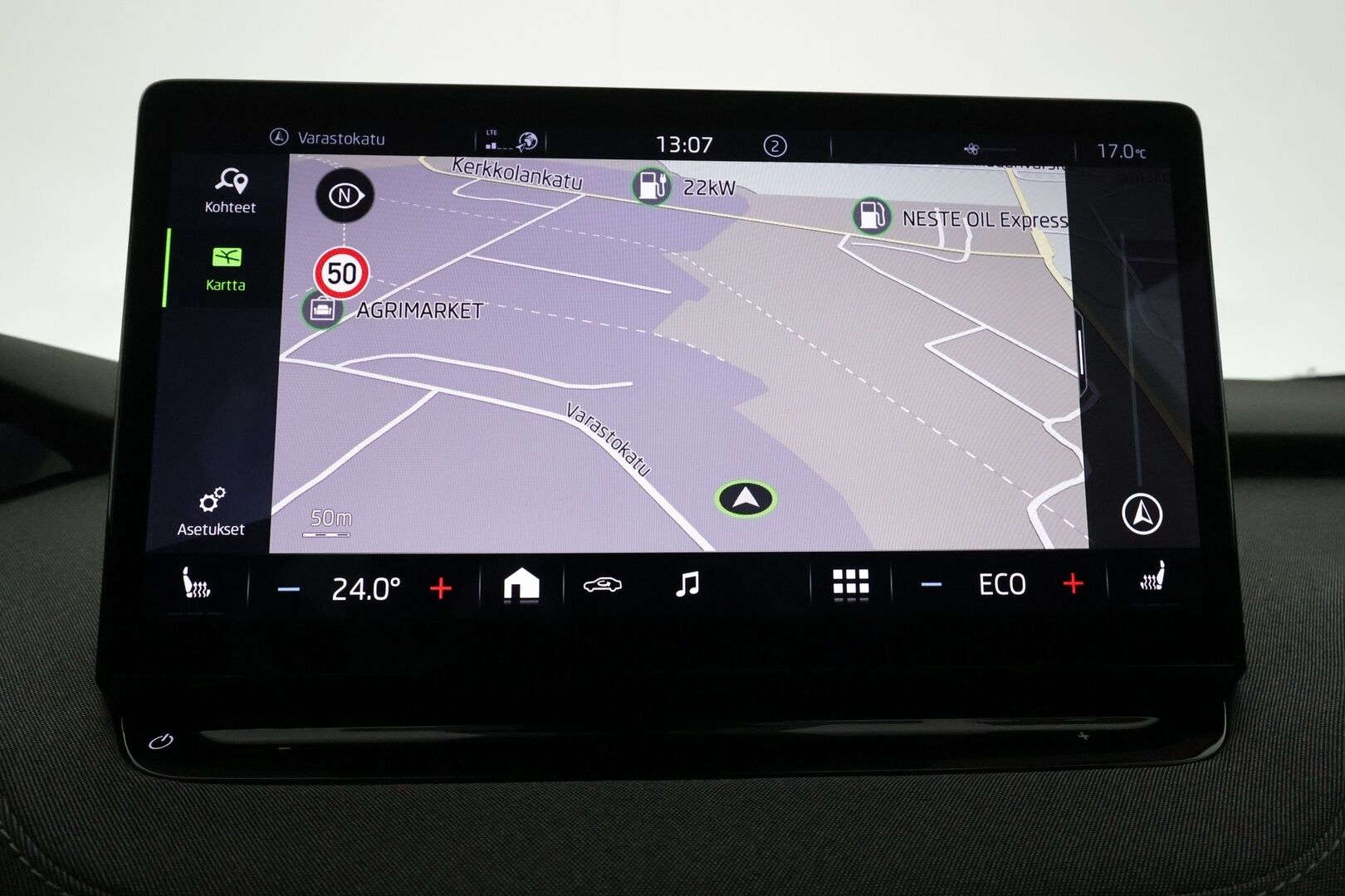 SKODA ENYAQ 2021 80 iV **Lämpöpumppu / Panorama / Adapt. vakkari / 360 Kamera / Apple&Android / Keyless** - Akku kuntotarkastettu